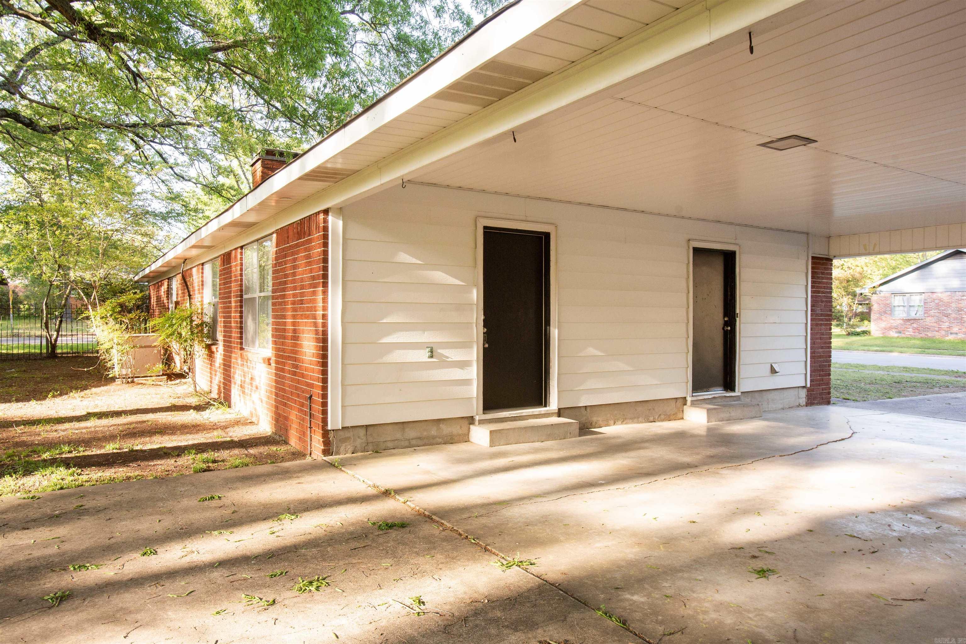 Markham Manor - Residential Lease