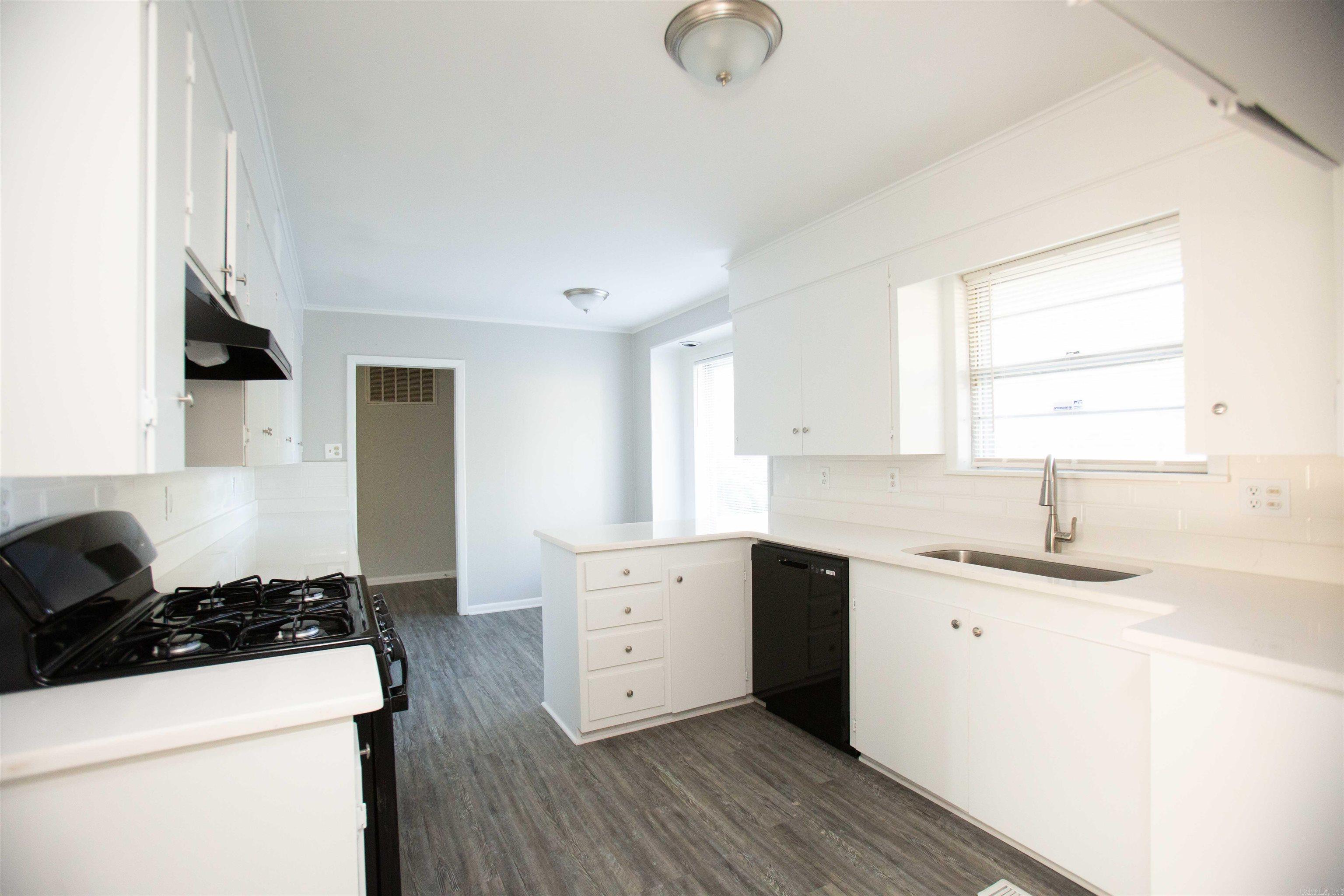 Markham Manor - Residential Lease