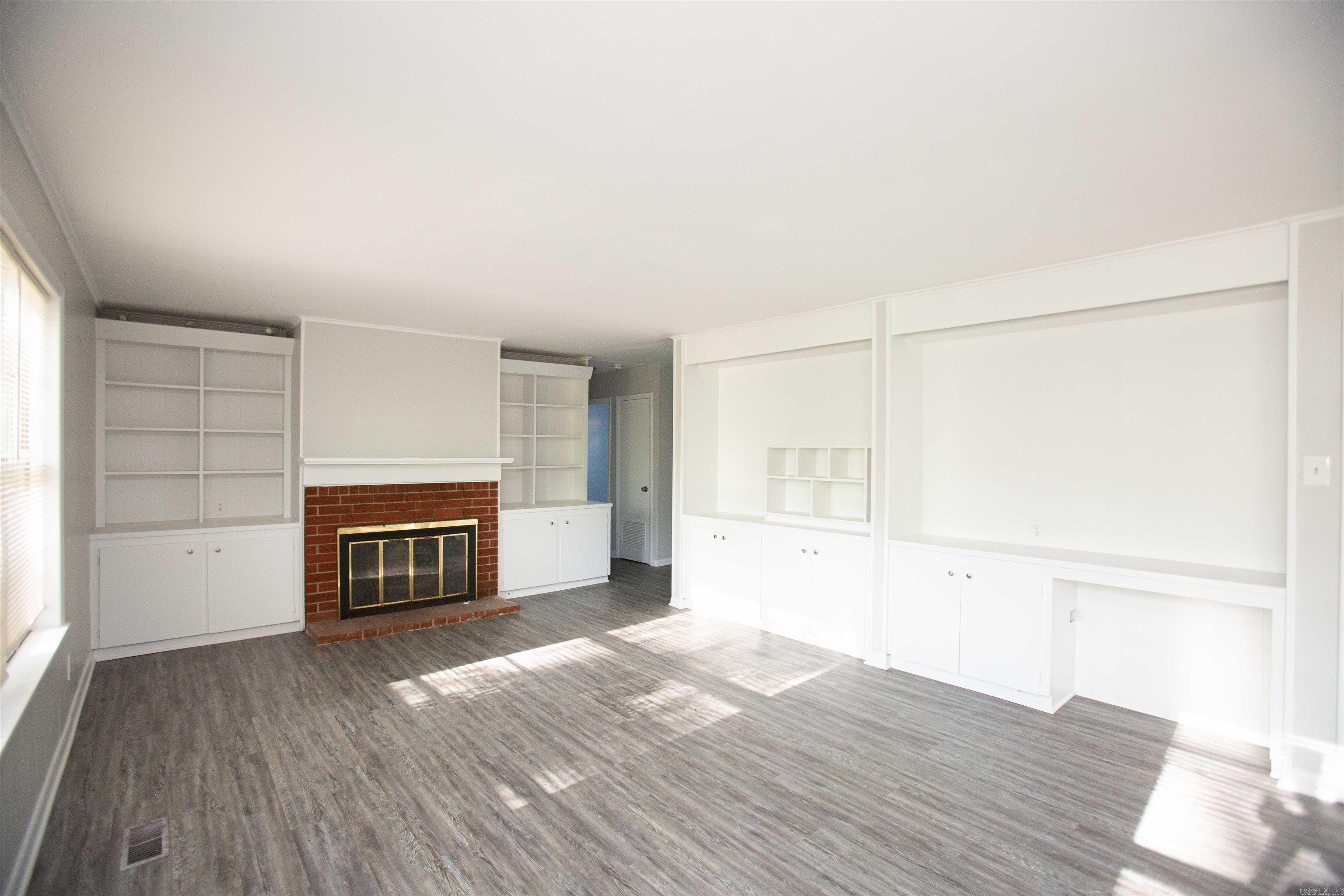 Markham Manor - Residential Lease