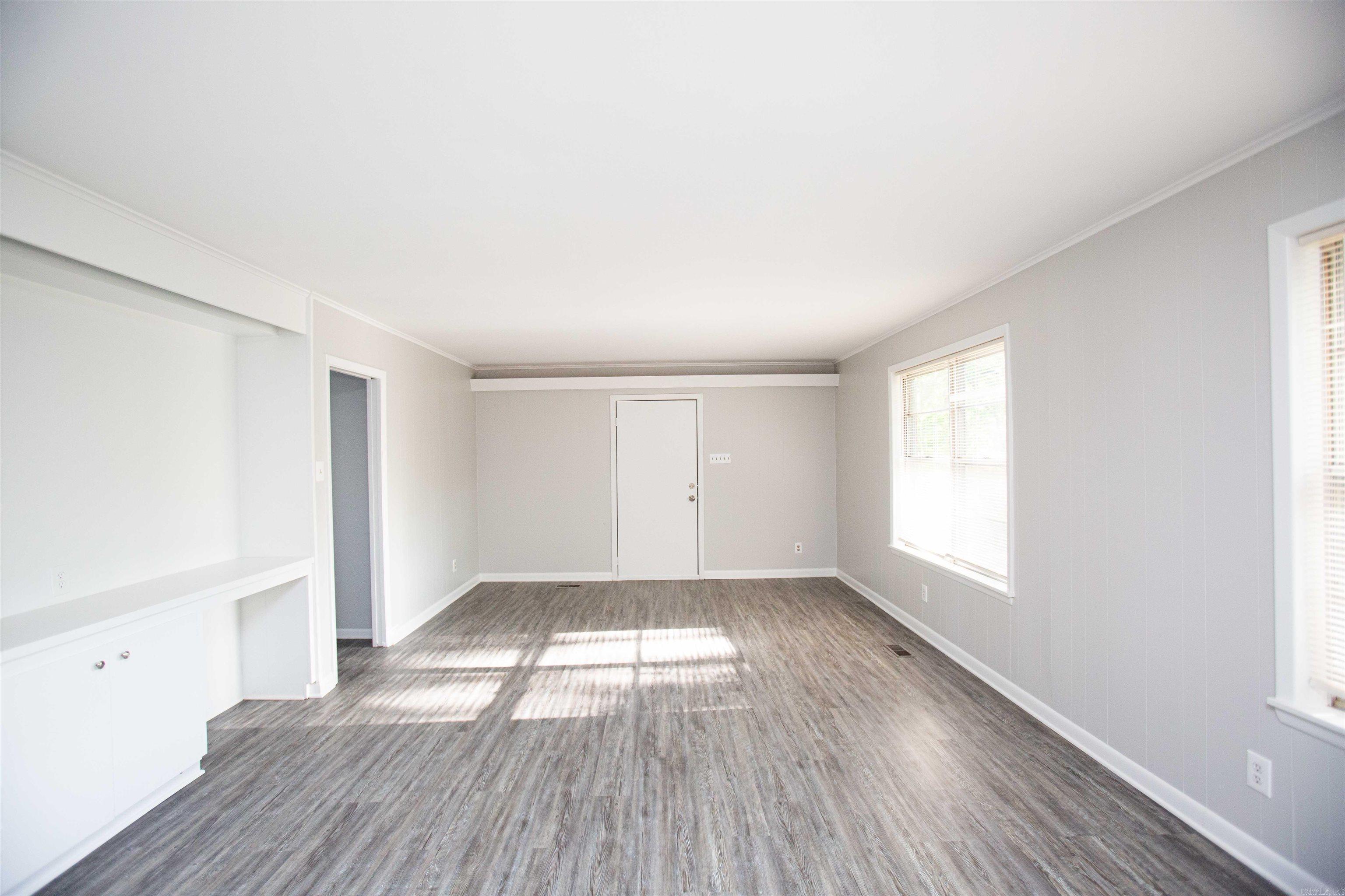 Markham Manor - Residential Lease