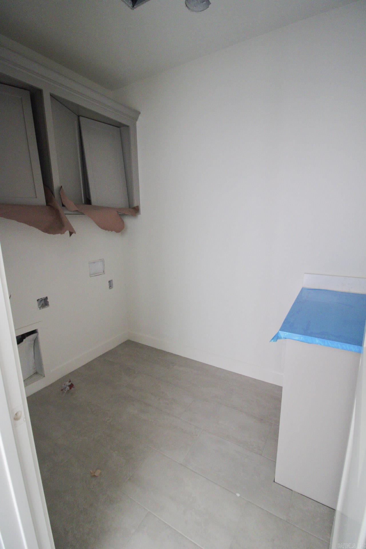 RIDGE VIEW - Residential