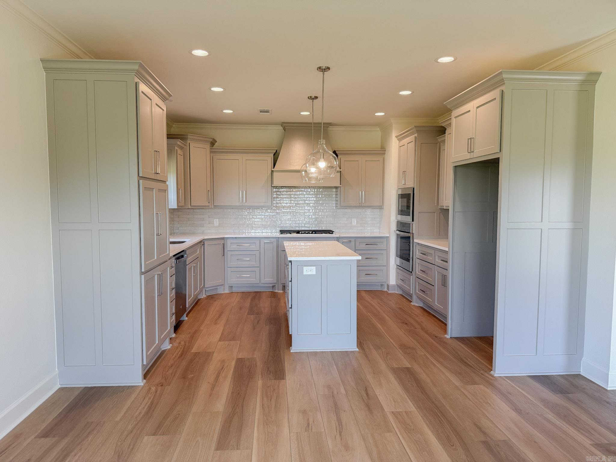 RIDGE VIEW - Residential