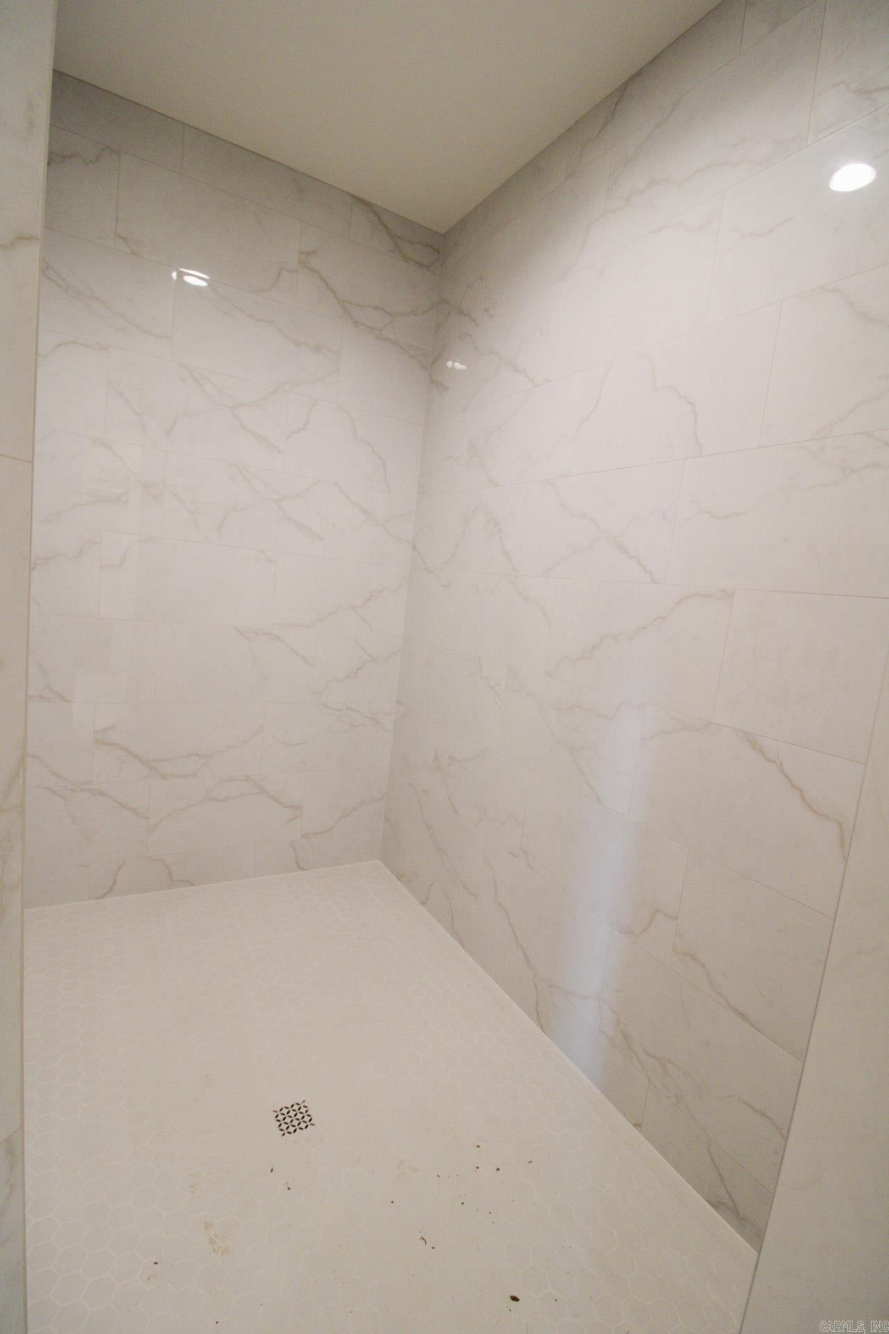 RIDGE VIEW - Residential