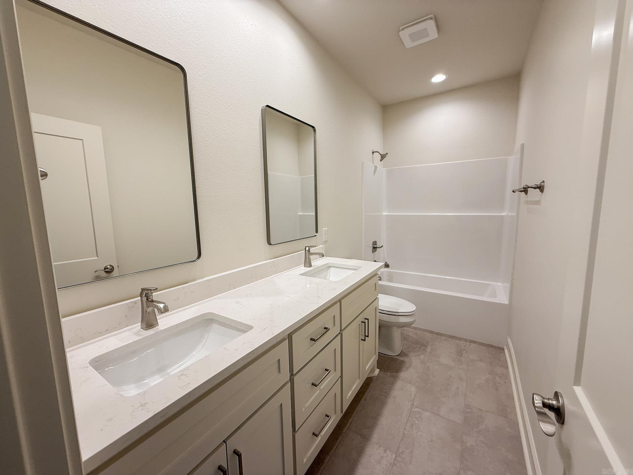 RIDGE VIEW - Residential