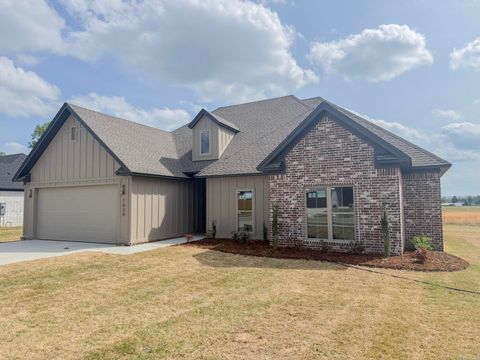 Photo of 1020 Ridgeview Cove, Vilonia, AR 72173 (MLS # 26007300)
