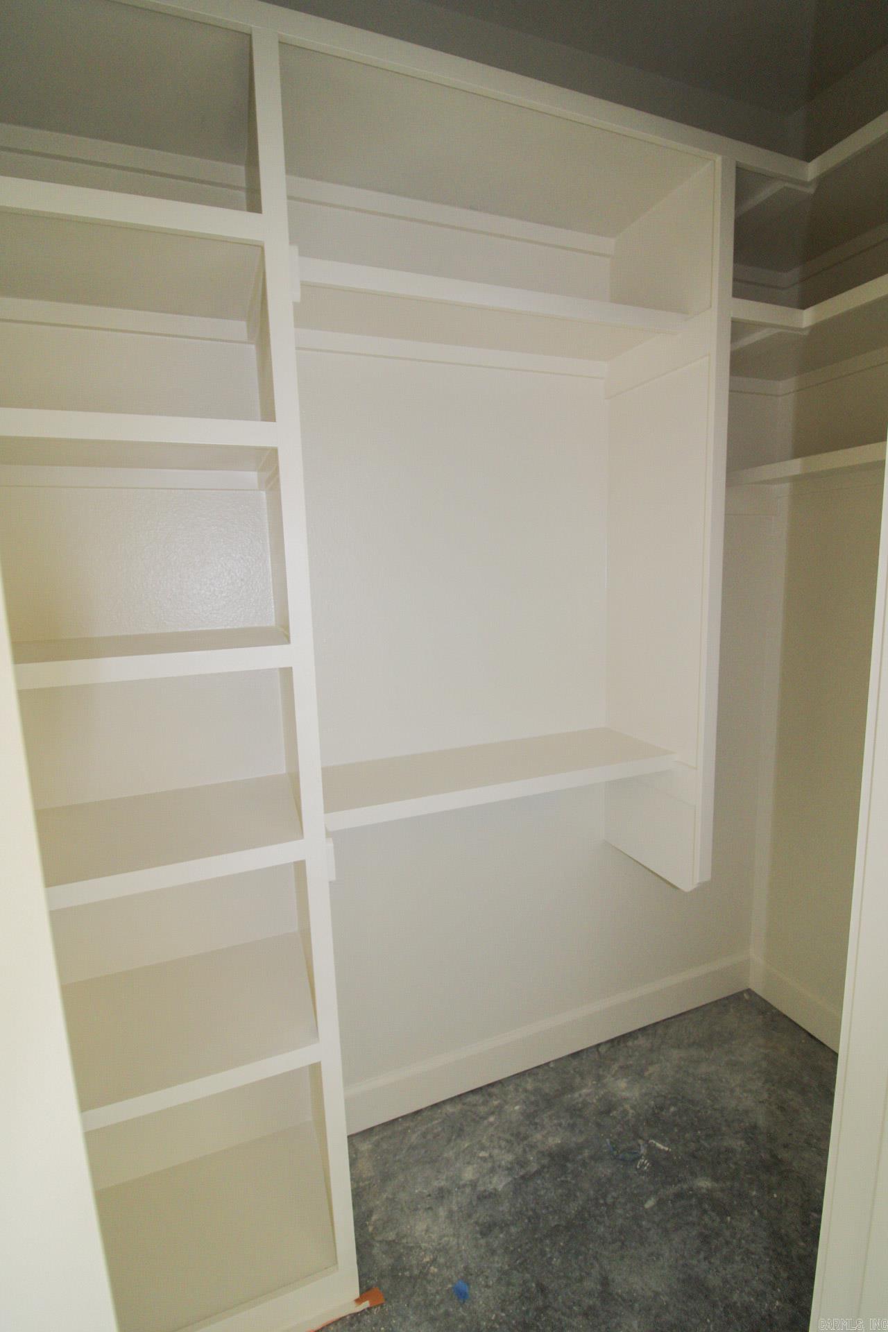 RIDGE VIEW - Residential