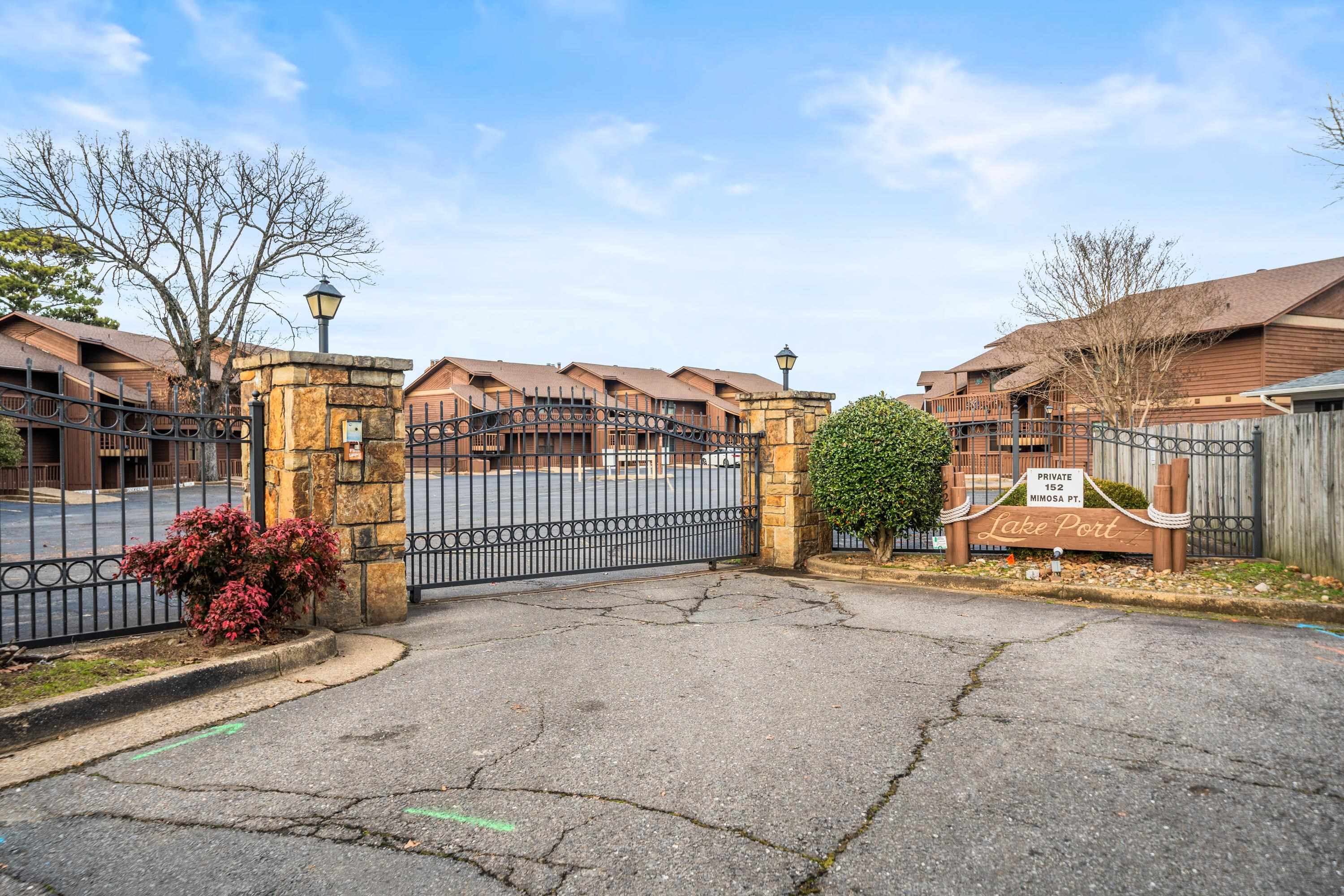 LAKE PORT HPR - Residential