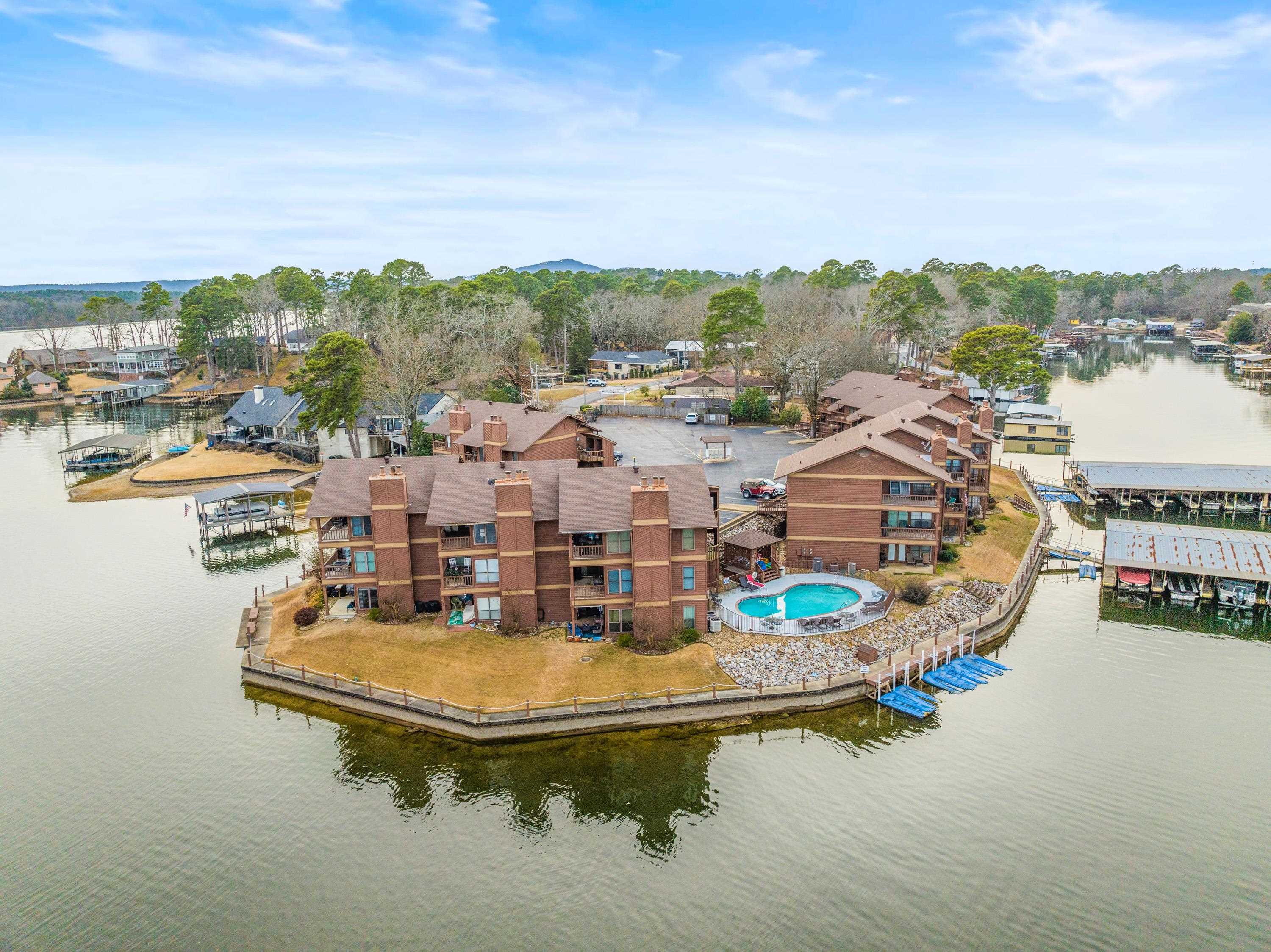 LAKE PORT HPR - Residential