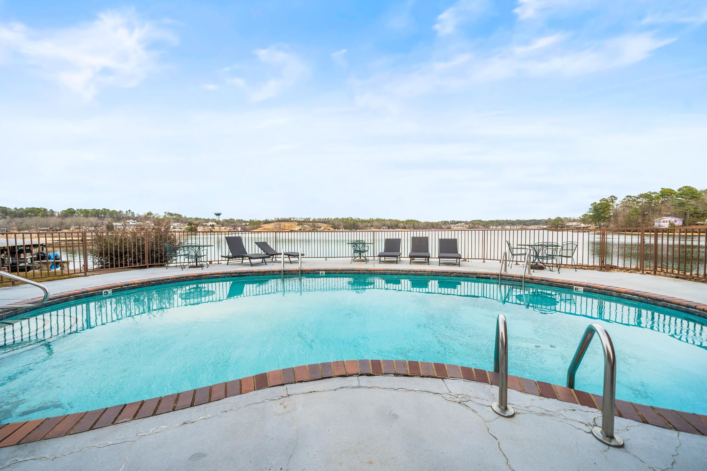 LAKE PORT HPR - Residential