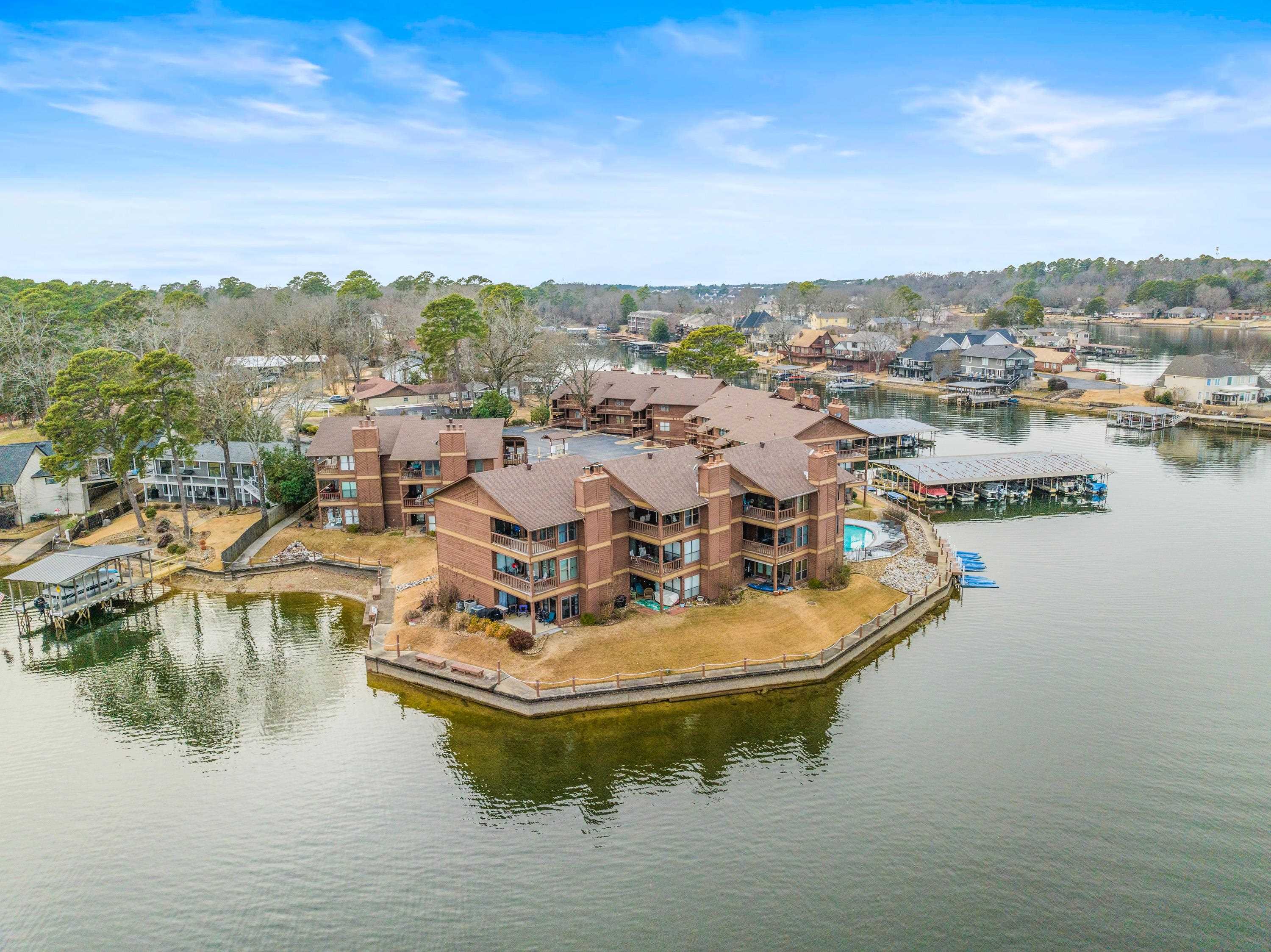 LAKE PORT HPR - Residential