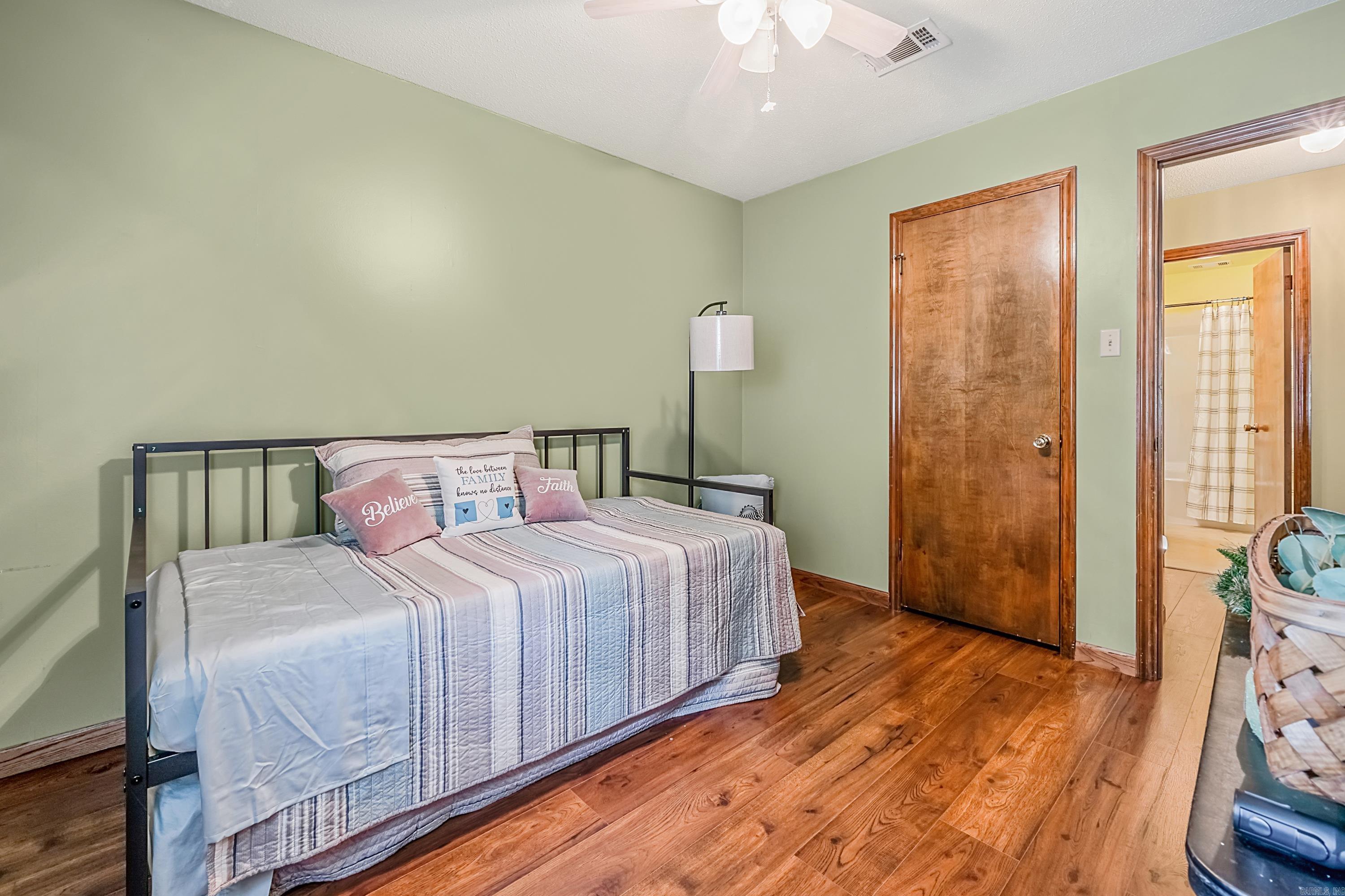 EDGEPARK TO COOK MTN VIL - Residential