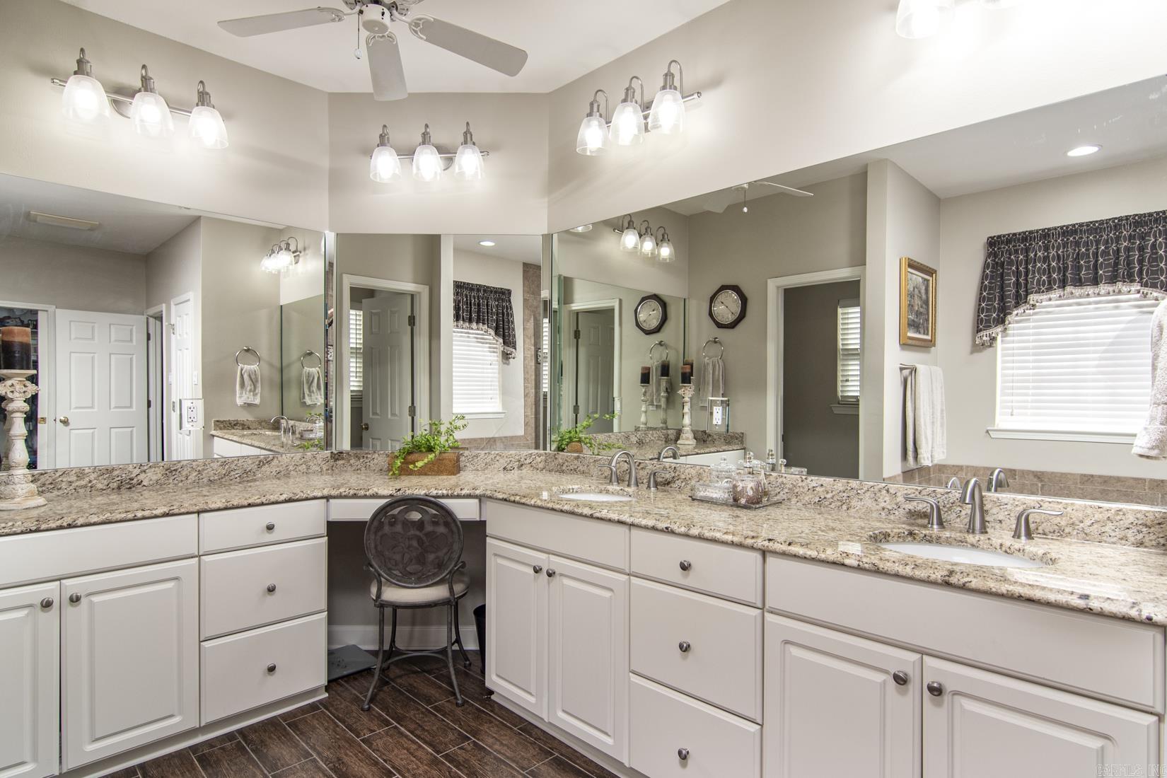 PALISADES HEIGHTS - Residential