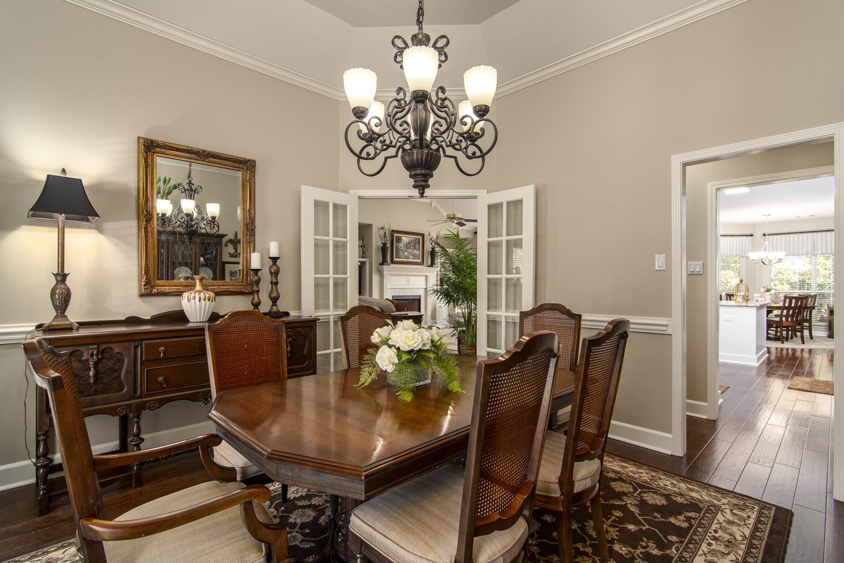 PALISADES HEIGHTS - Residential