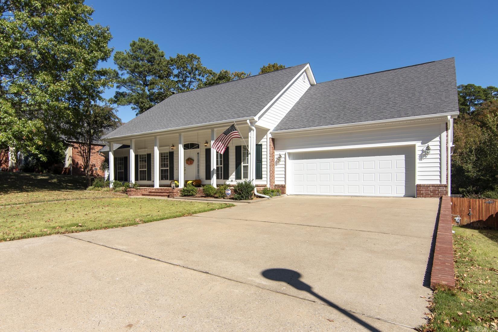 PALISADES HEIGHTS - Residential