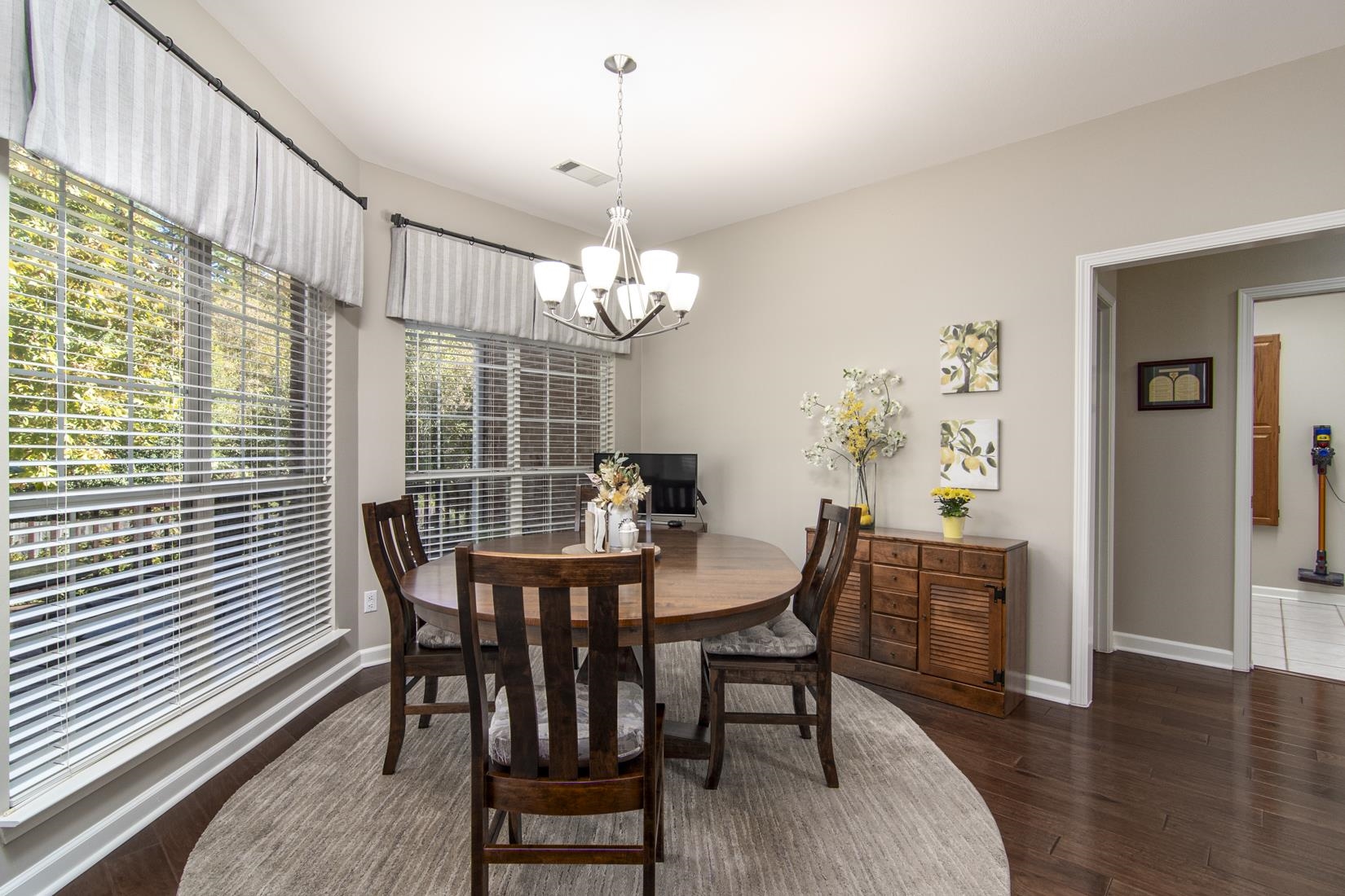 PALISADES HEIGHTS - Residential