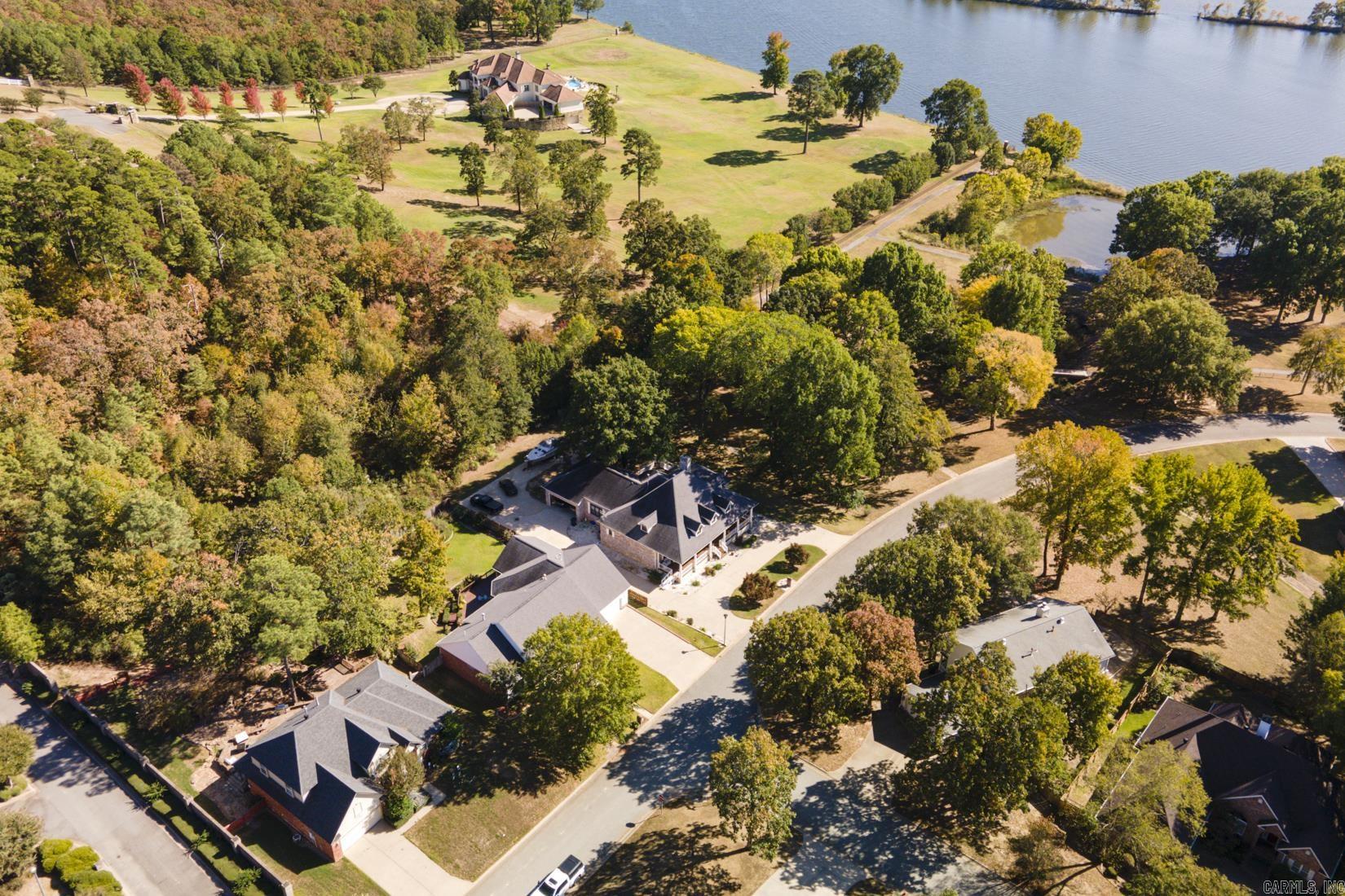 PALISADES HEIGHTS - Residential