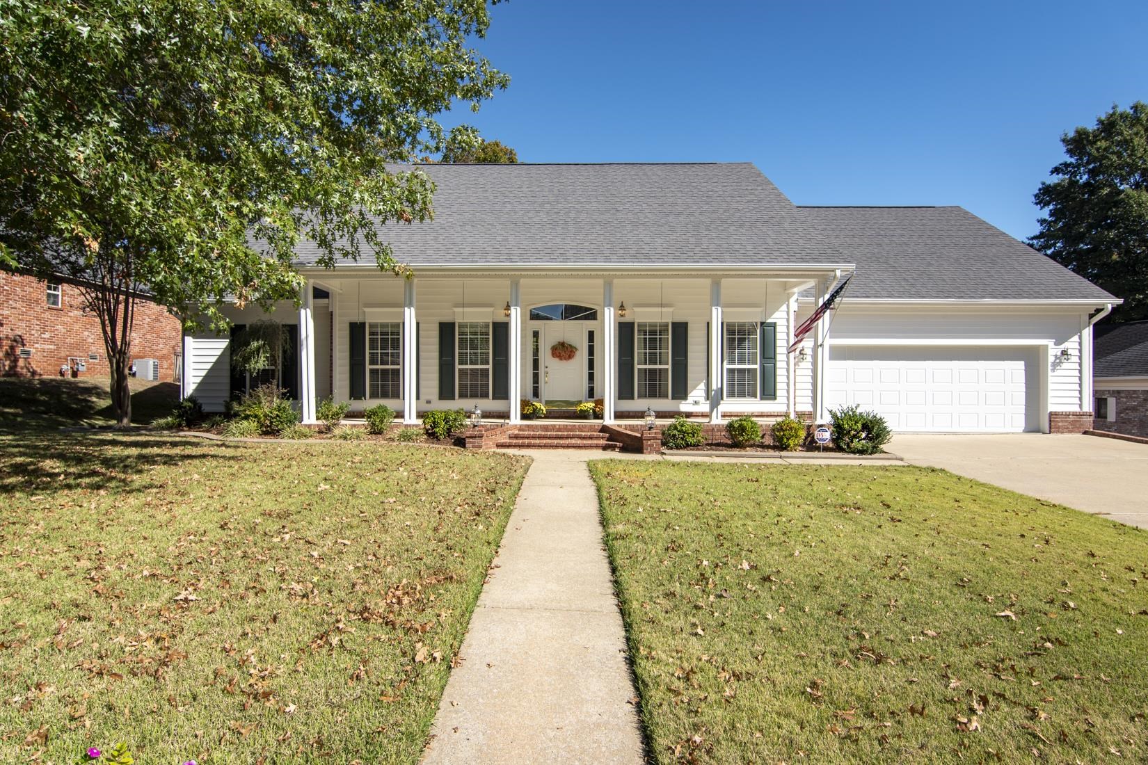 PALISADES HEIGHTS - Residential