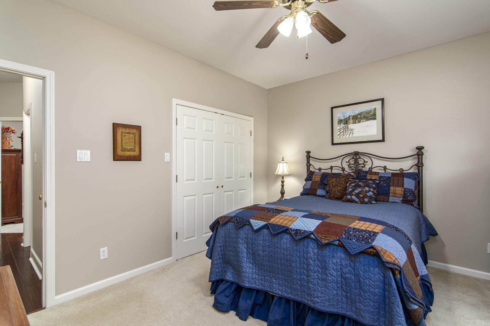 PALISADES HEIGHTS - Residential