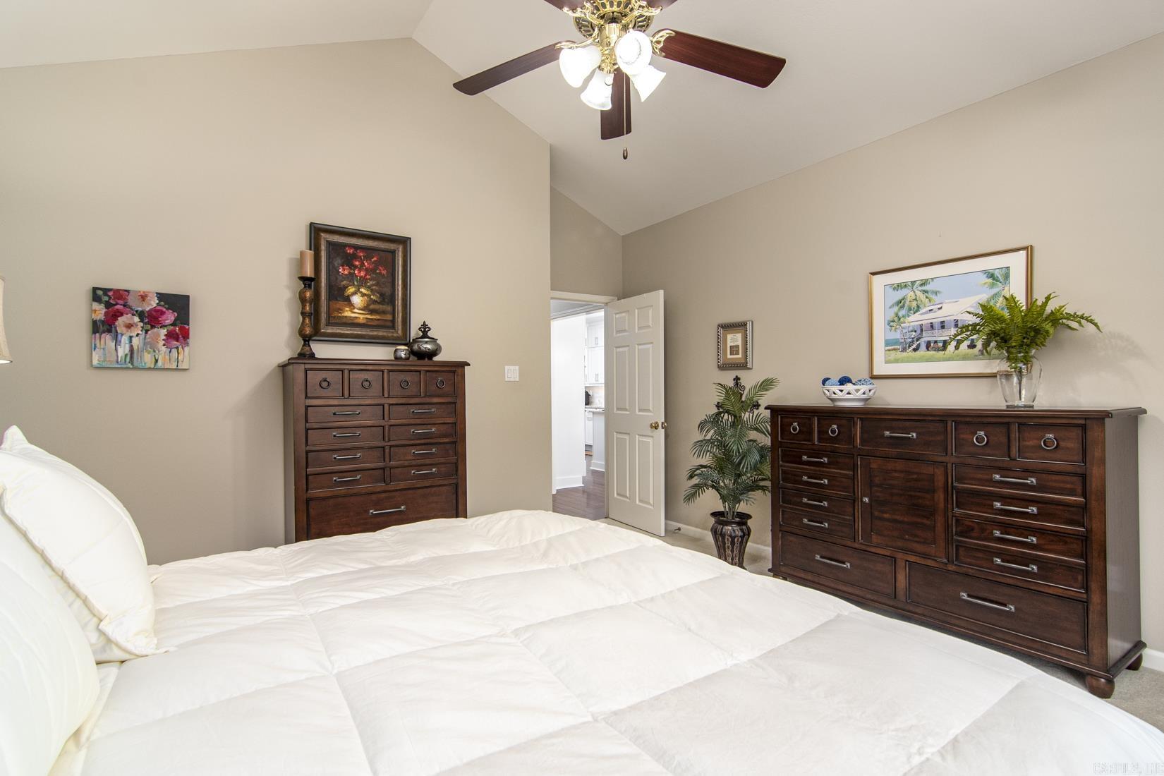 PALISADES HEIGHTS - Residential