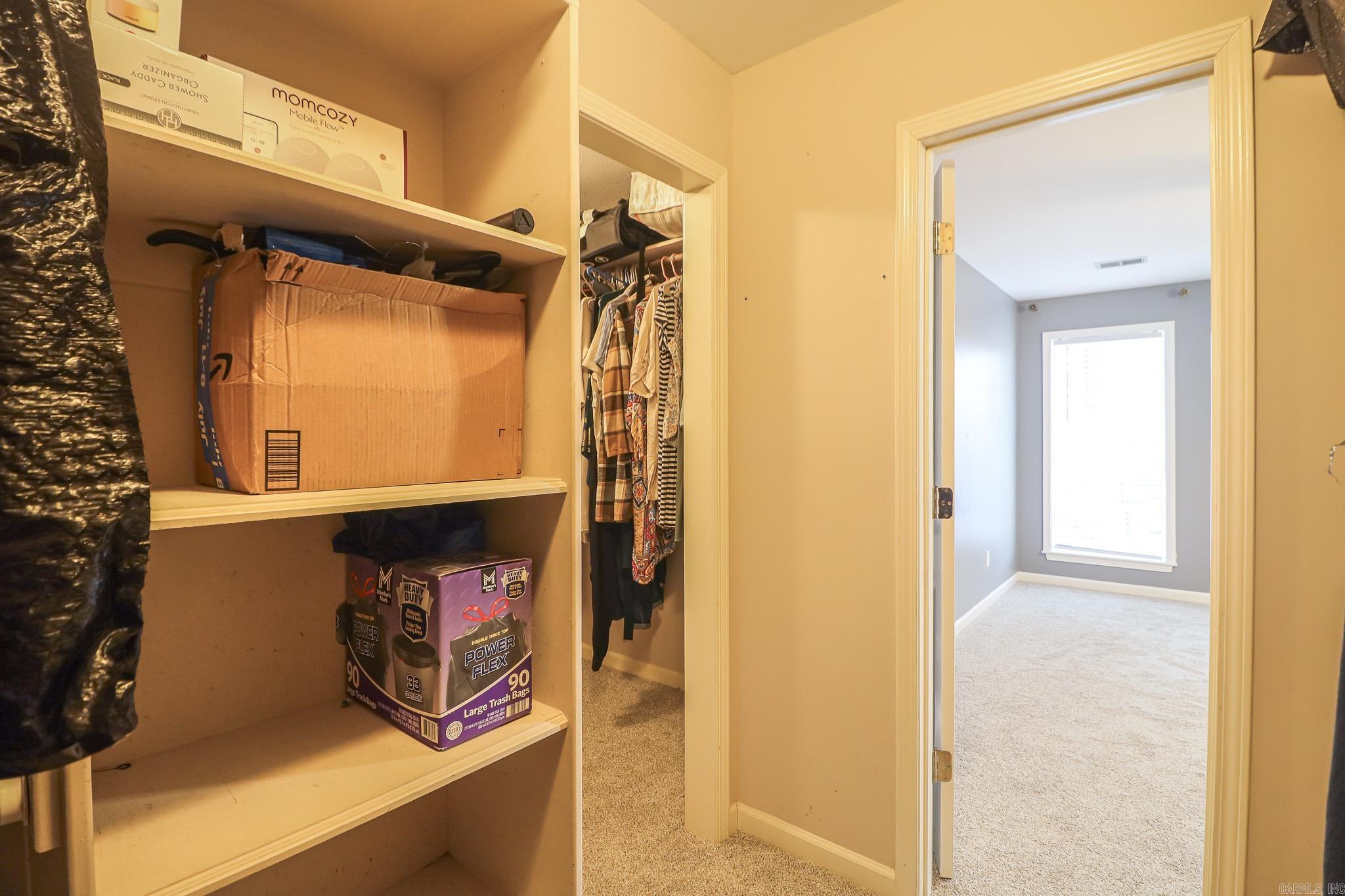 HUNTER'S - Residential