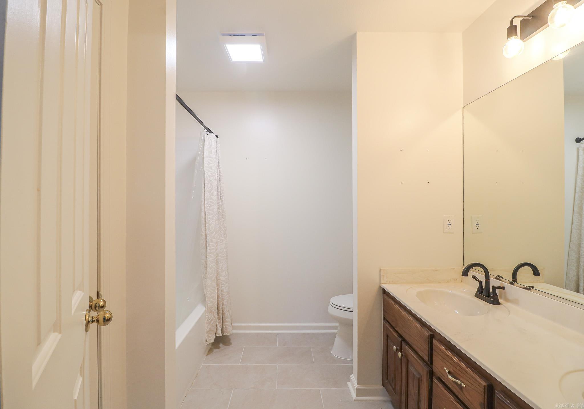 HUNTER'S - Residential