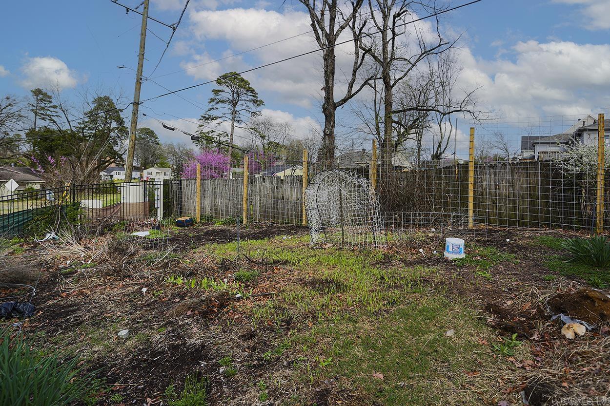 KINGWOOD PLACE - Residential