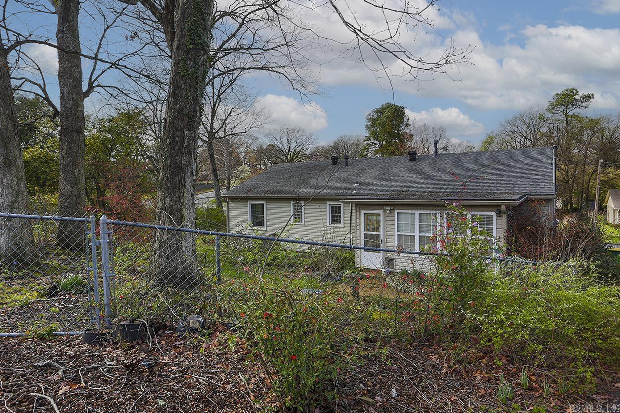 KINGWOOD PLACE - Residential