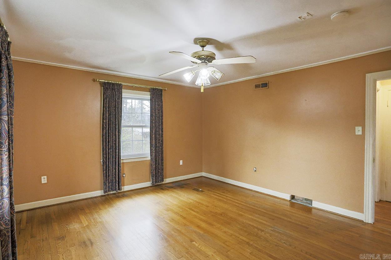 KINGWOOD PLACE - Residential