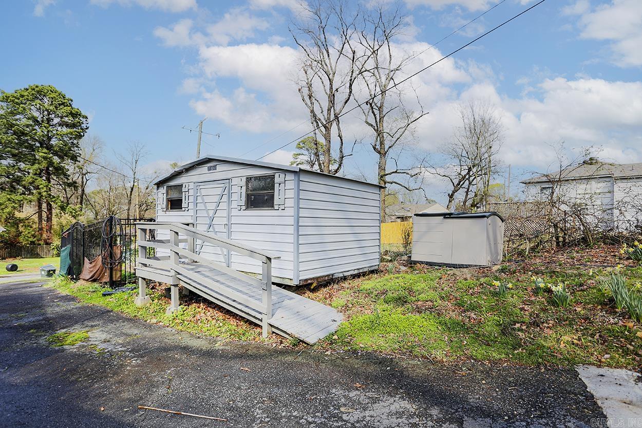 KINGWOOD PLACE - Residential