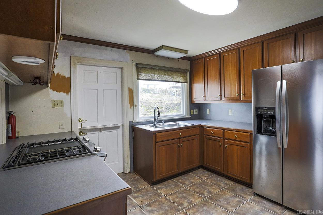 KINGWOOD PLACE - Residential