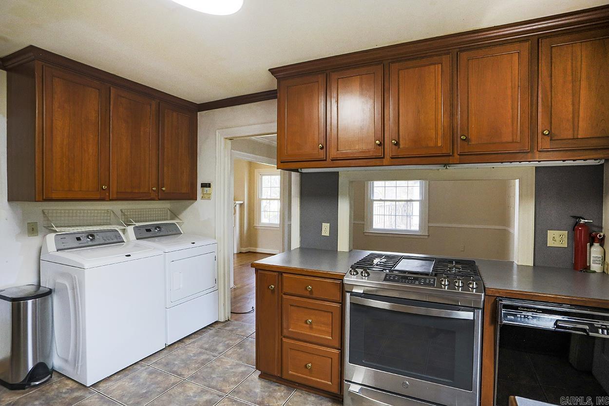 KINGWOOD PLACE - Residential