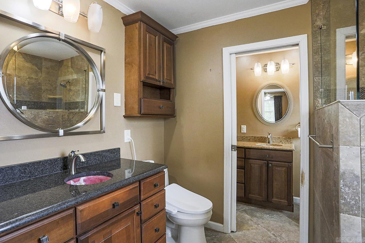 KINGWOOD PLACE - Residential