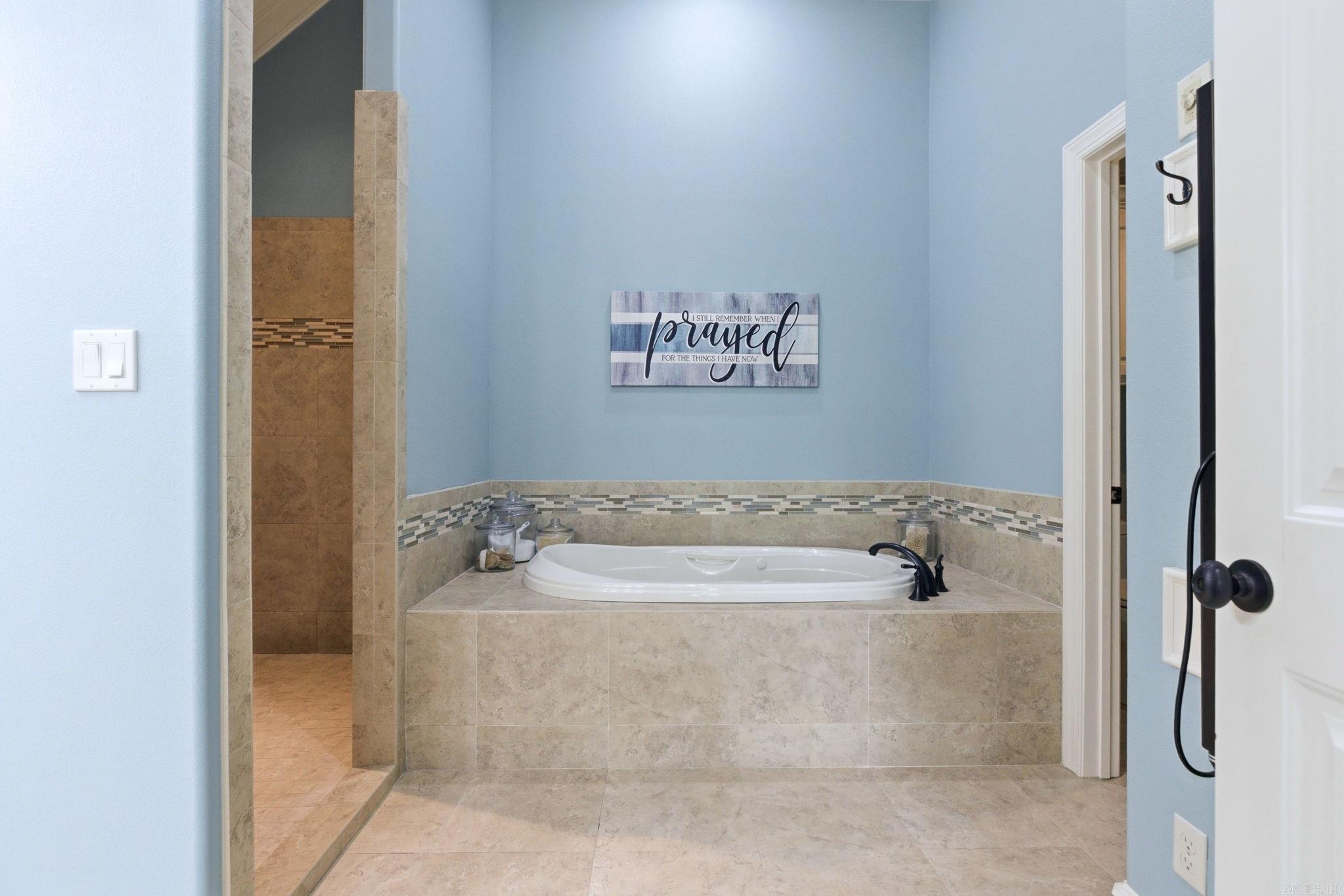 LADERA - Residential