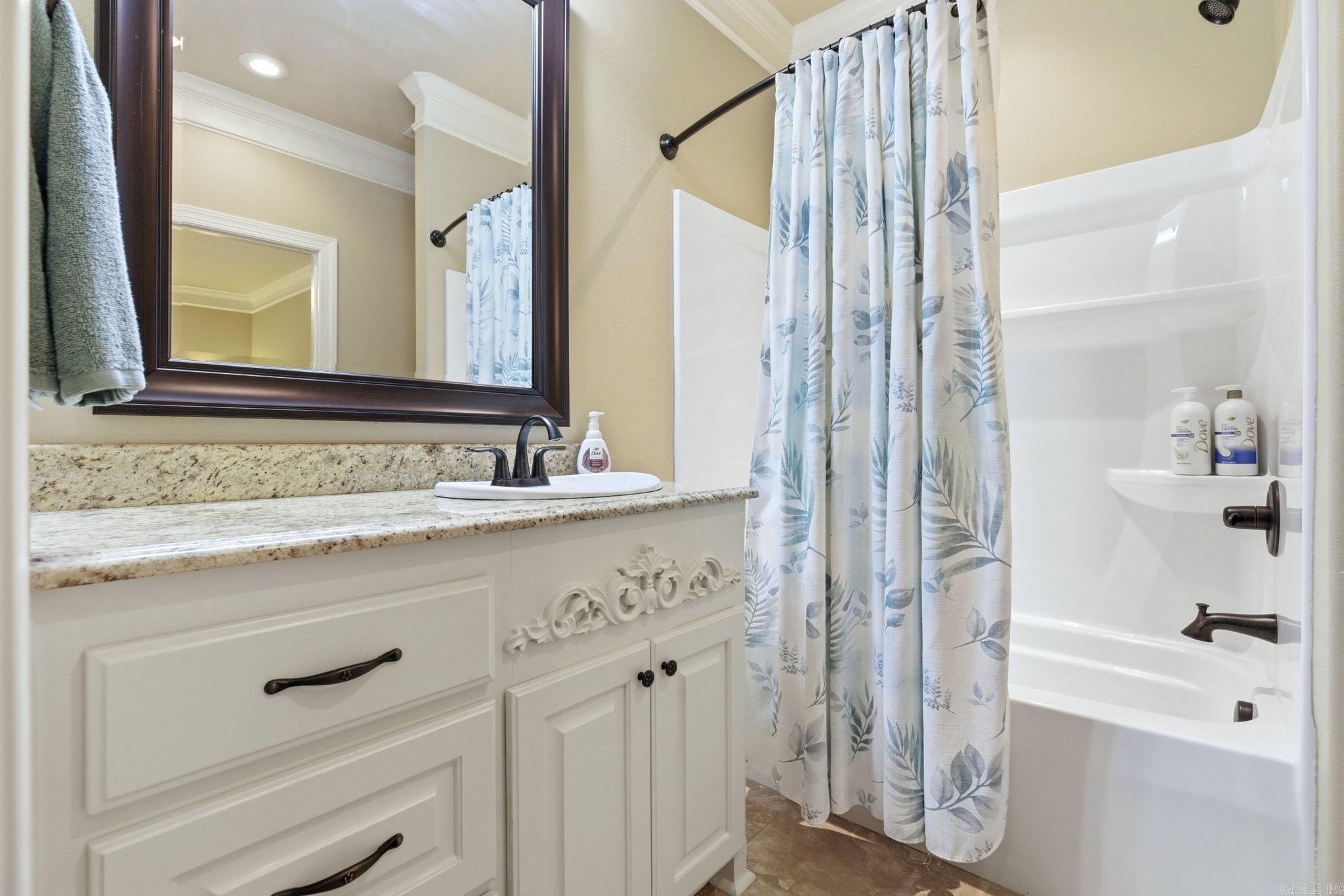 LADERA - Residential