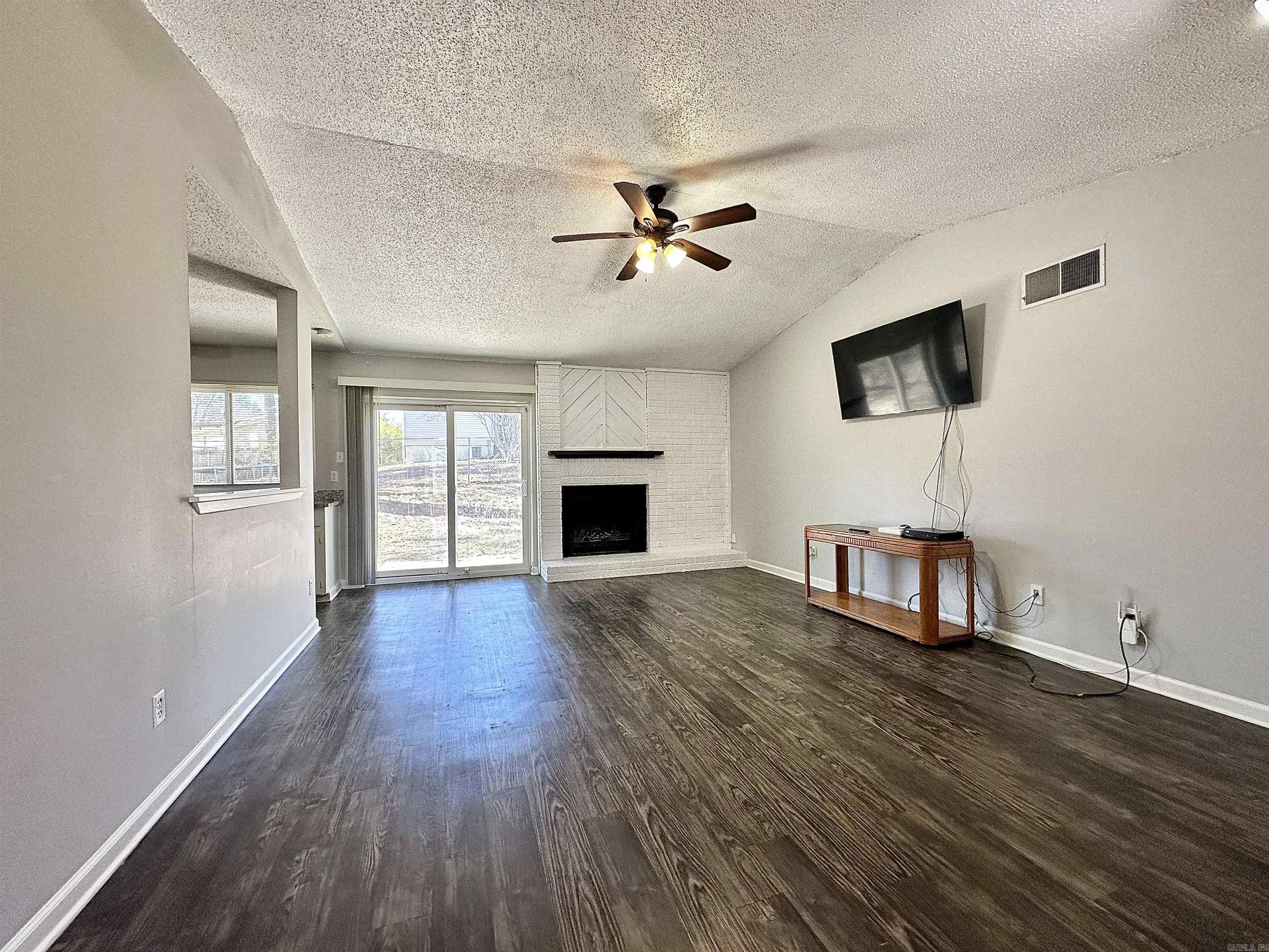 BROADMOOR NORTH - Residential