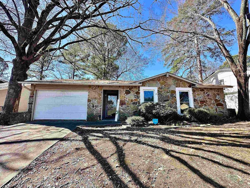 Charming 3-Bedroom, 2-Bath Home Near UALR! This beautifully renovated home is just minutes from the University of Arkansas at Little Rock and nearby amenities. With 3 spacious bedrooms and 2 full baths, this home offers comfort and convenience. Key Features: Freshly updated with newer carpet and paint throughout Recently renovated for a modern feel Brand new hot water heater Spacious living areas perfect for entertaining or relaxing Great location near UALR, shopping, dining, and more Whether you're a student, faculty member, or just looking for a cozy spot, this home is perfect for anyone seeking a move-in ready property with easy access to everything!