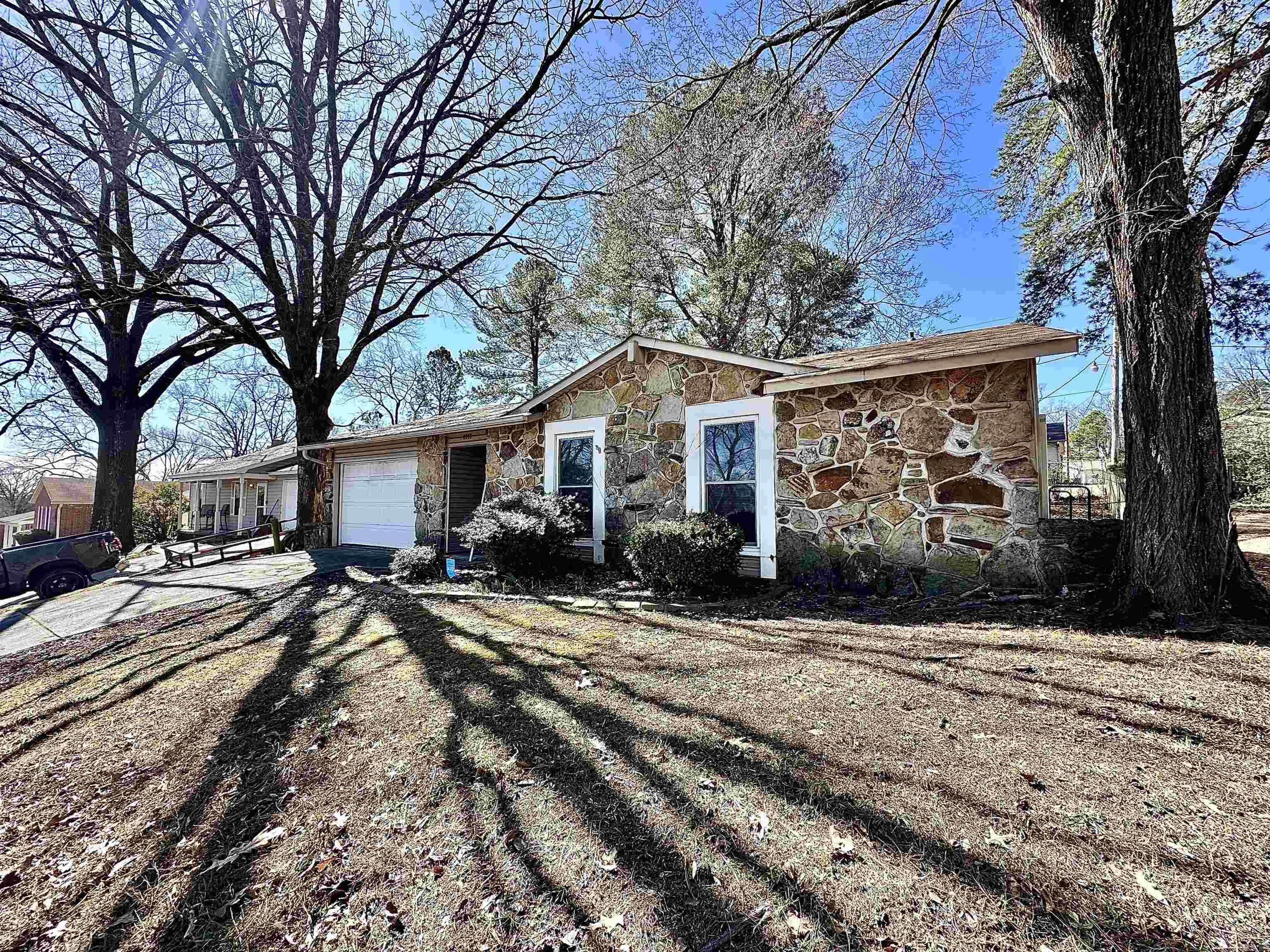 BROADMOOR NORTH - Residential