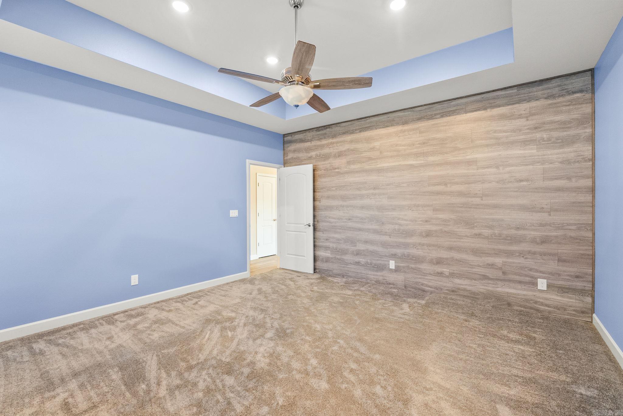 PARKWOOD MEADOWS - Residential