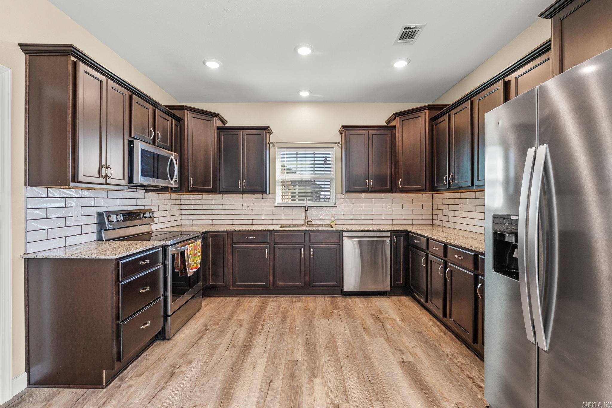 PARKWOOD MEADOWS - Residential