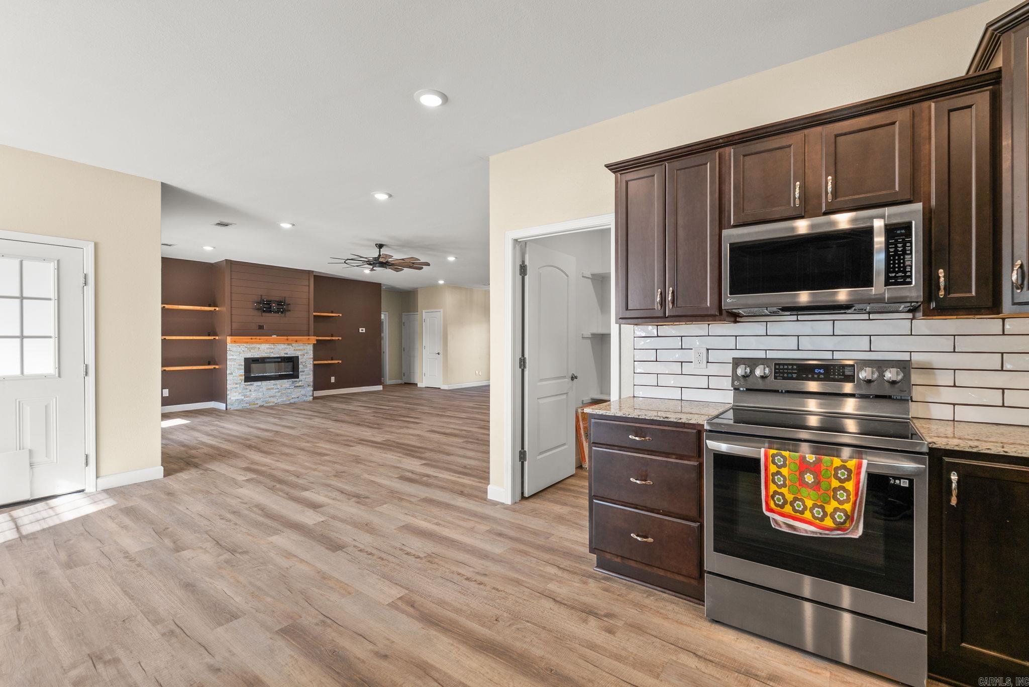 PARKWOOD MEADOWS - Residential