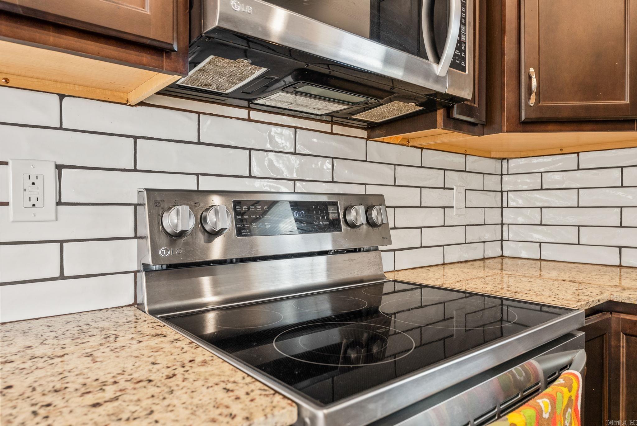 PARKWOOD MEADOWS - Residential