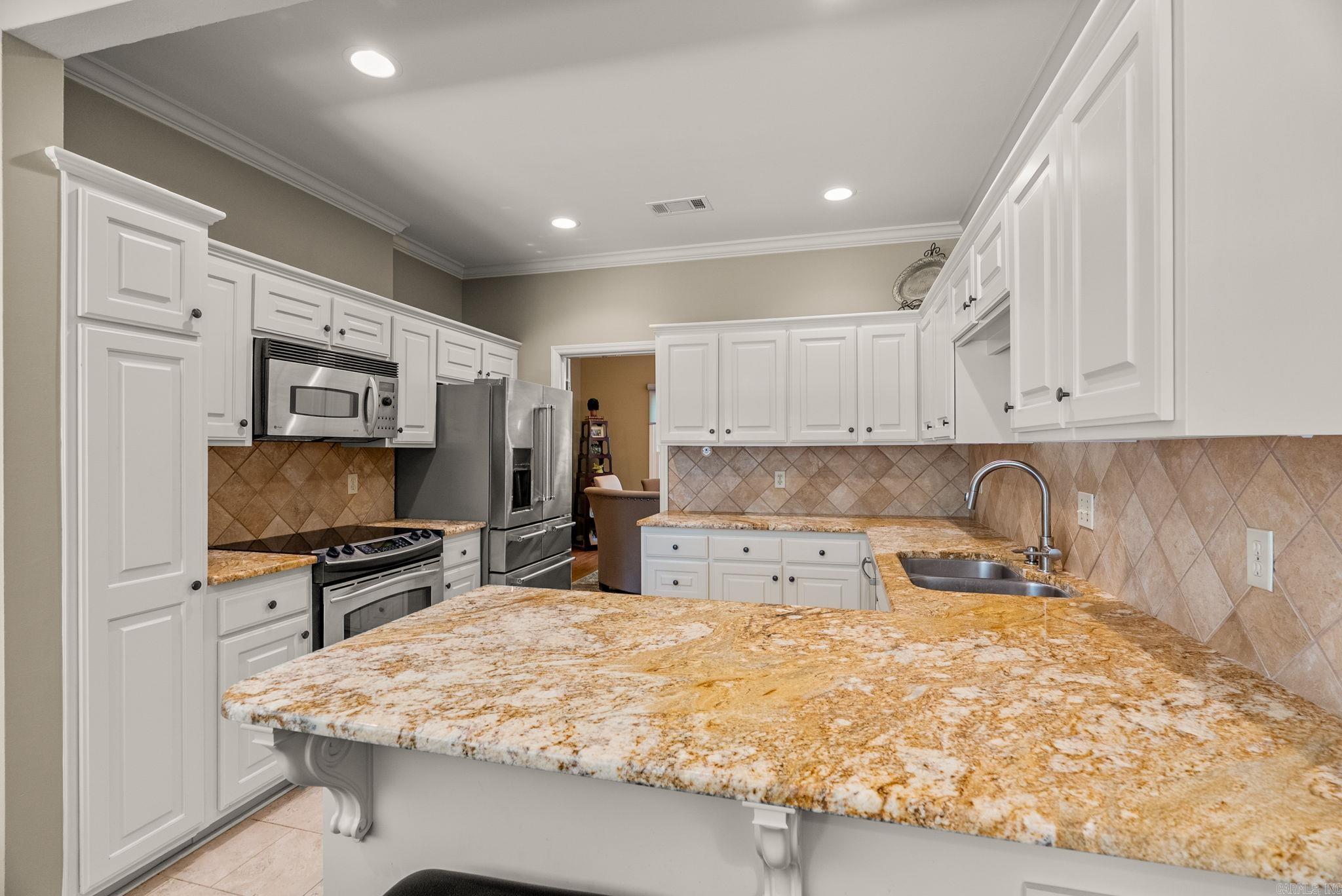 WINDSOR CT TOWNHOMES HPR - Residential