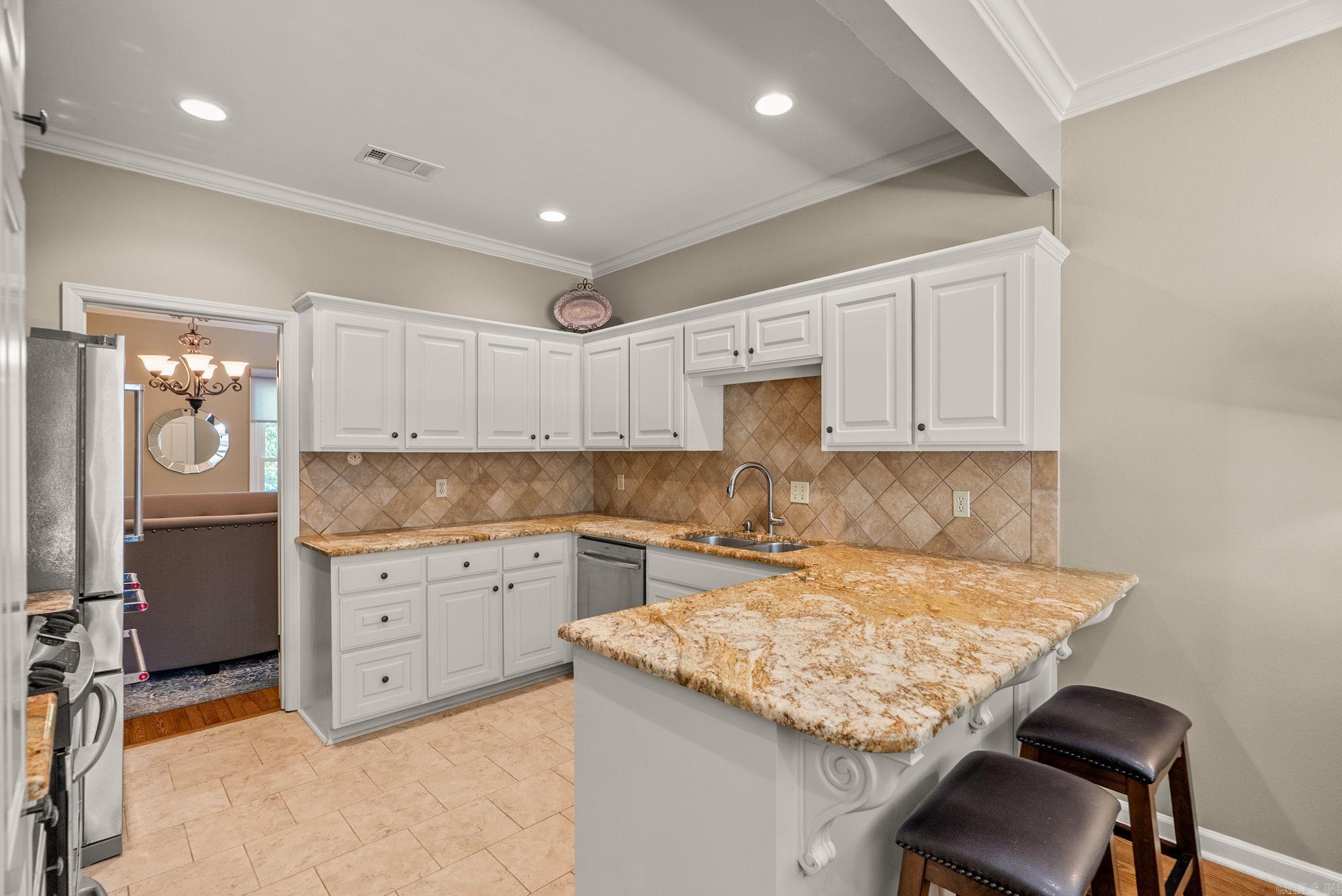 WINDSOR CT TOWNHOMES HPR - Residential