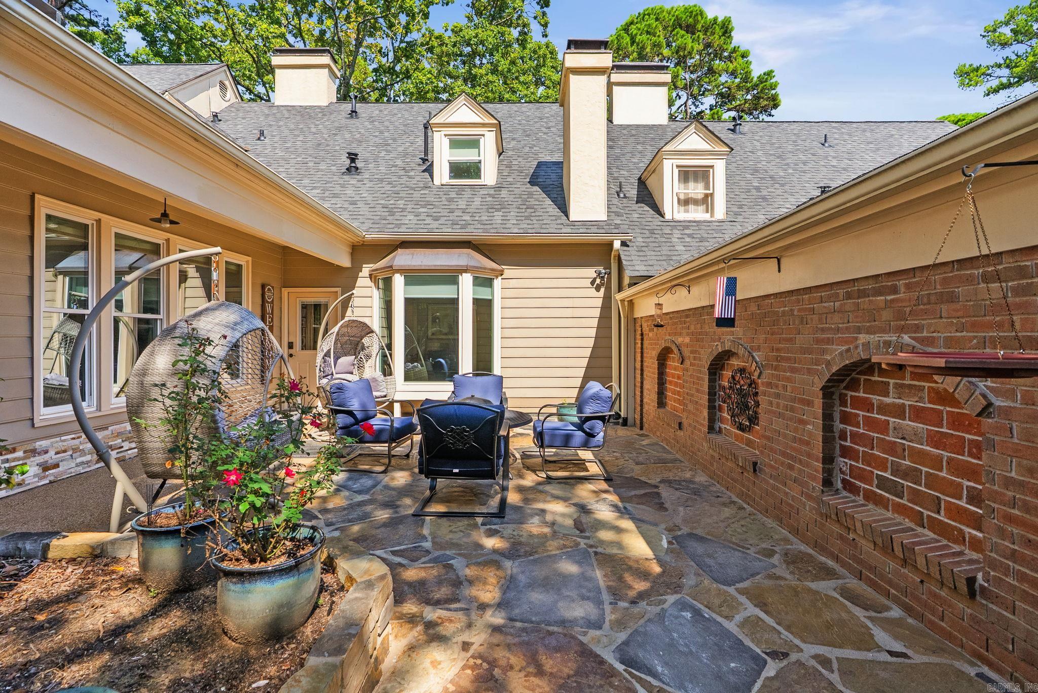 WINDSOR CT TOWNHOMES HPR - Residential