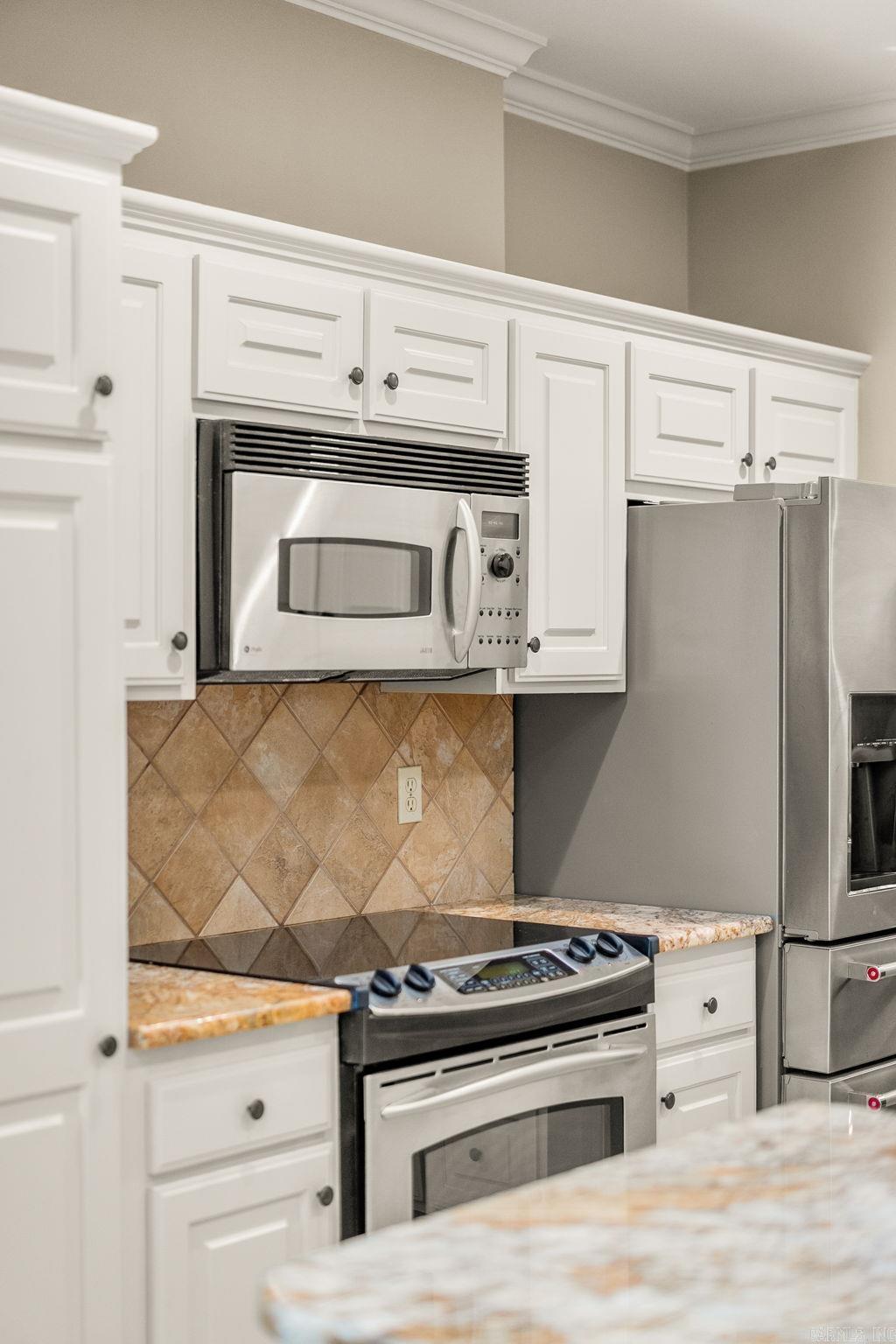WINDSOR CT TOWNHOMES HPR - Residential