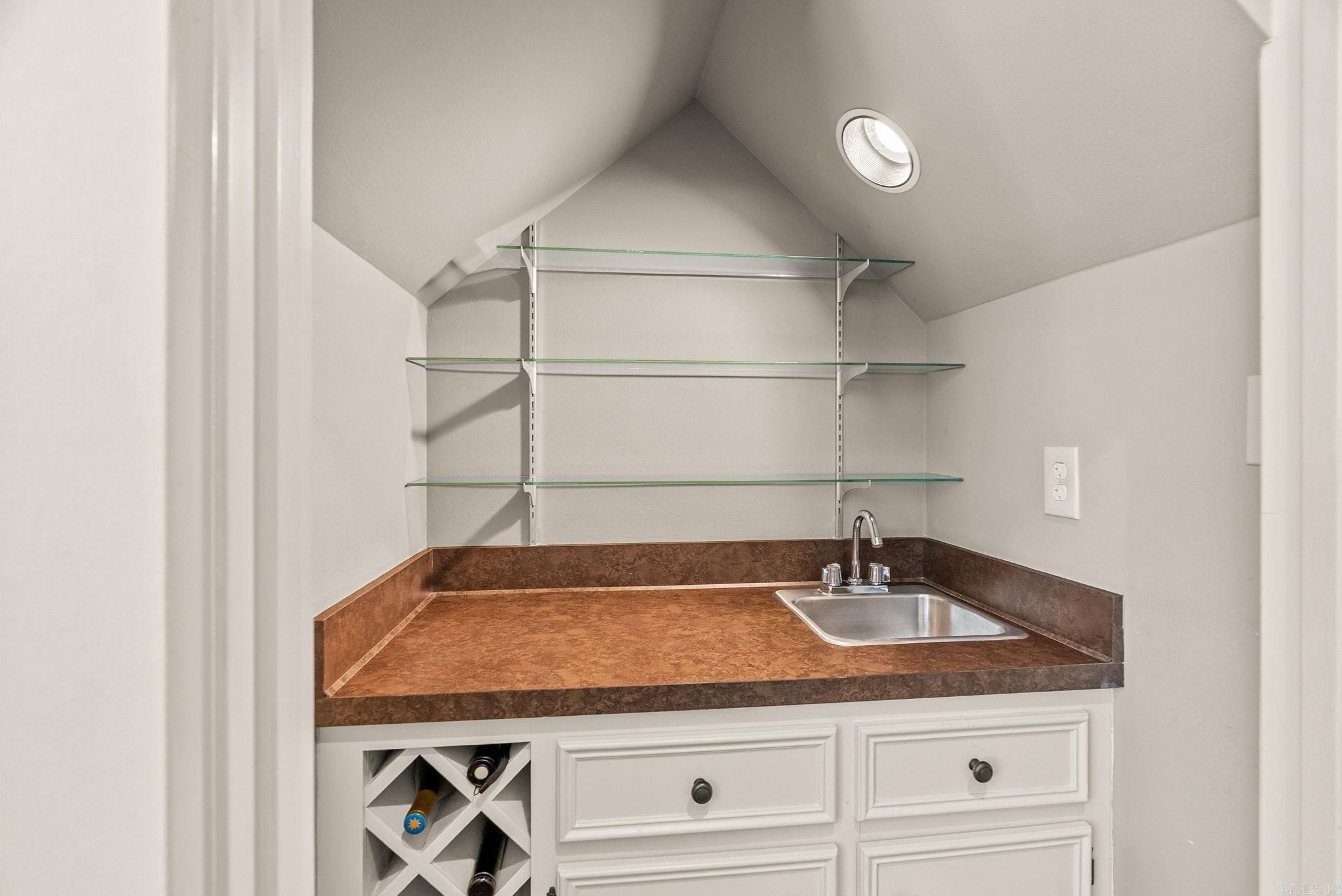 WINDSOR CT TOWNHOMES HPR - Residential