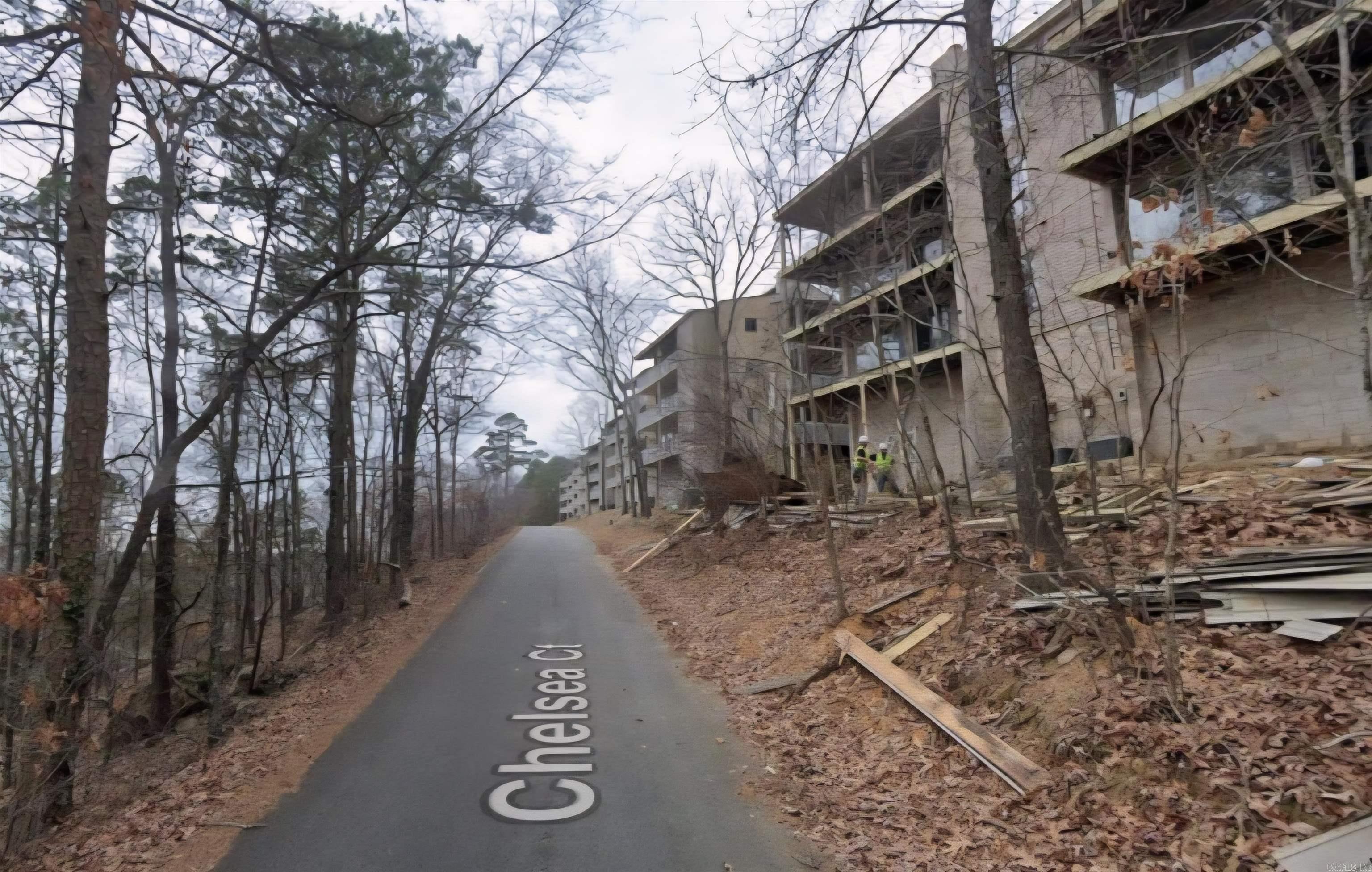 Chelsea Glade - Land