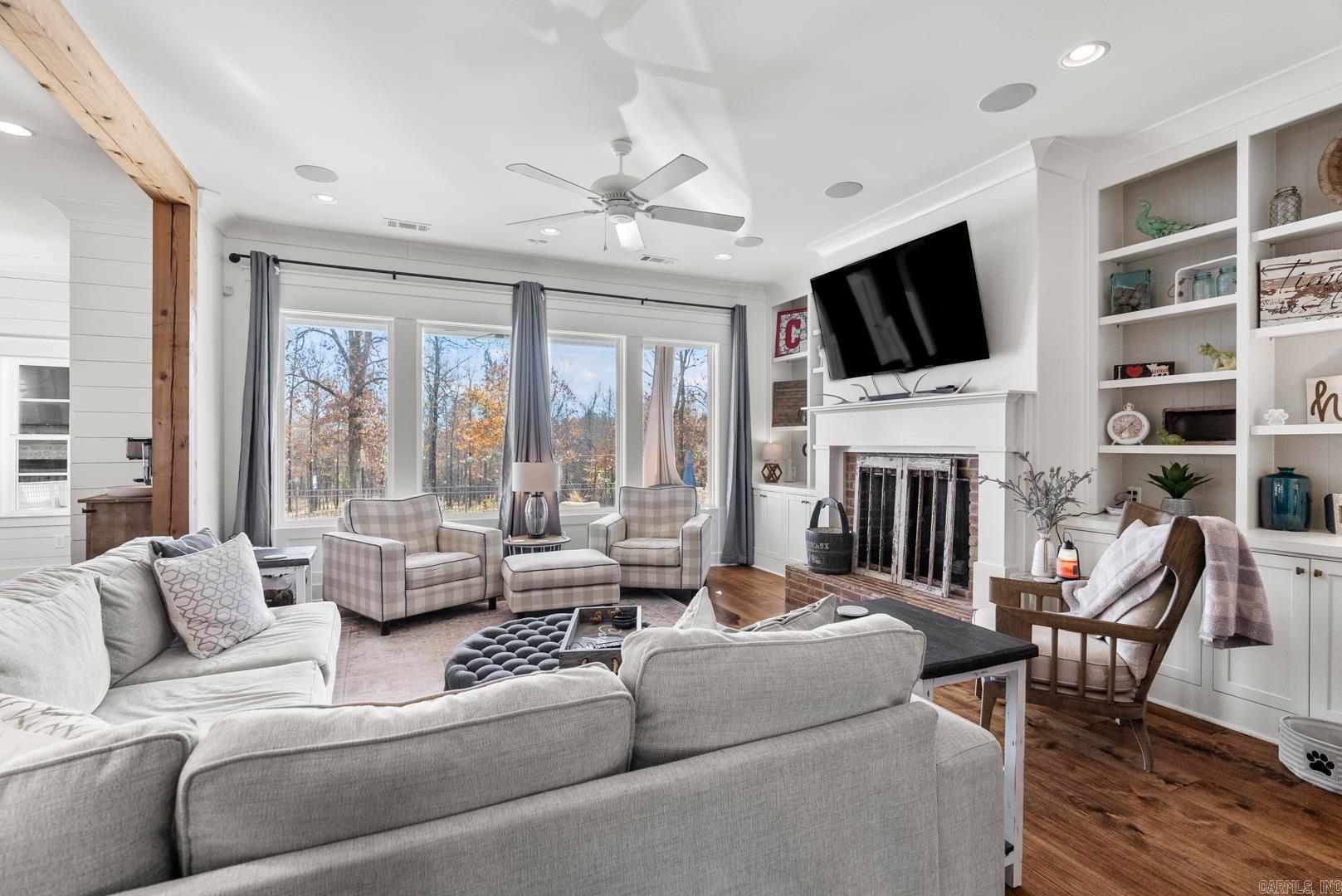 WESTCLIFFE - Residential