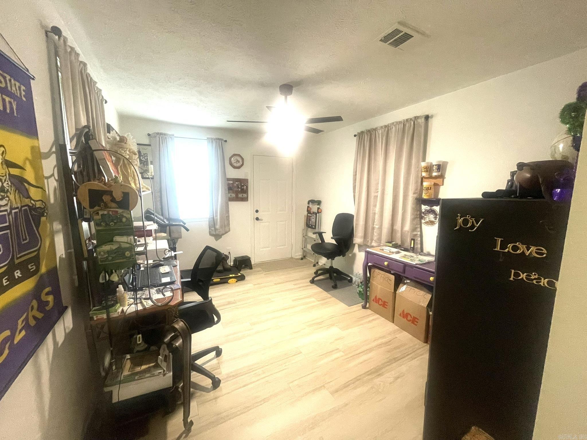 River Oaks - Residential