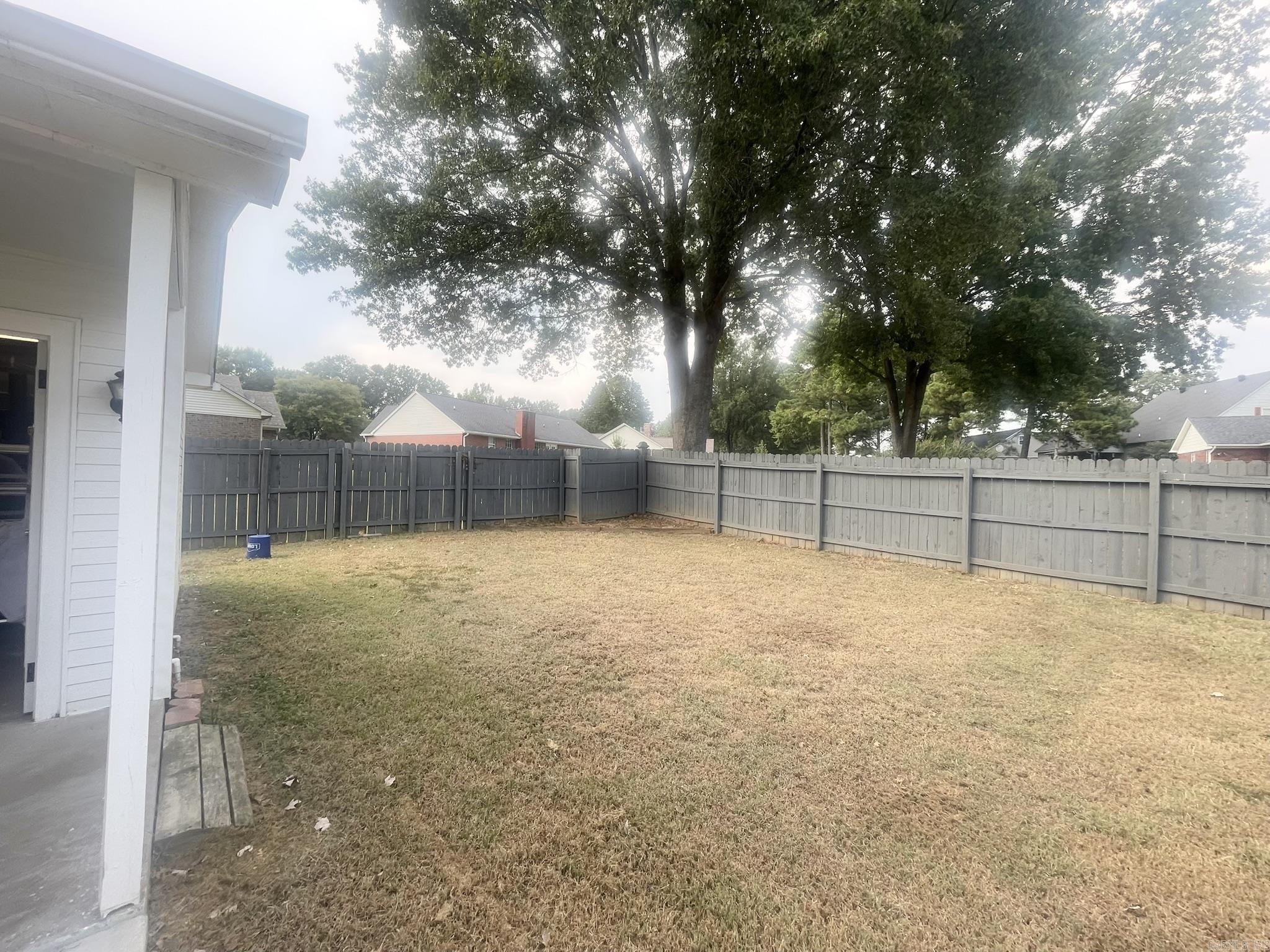 River Oaks - Residential